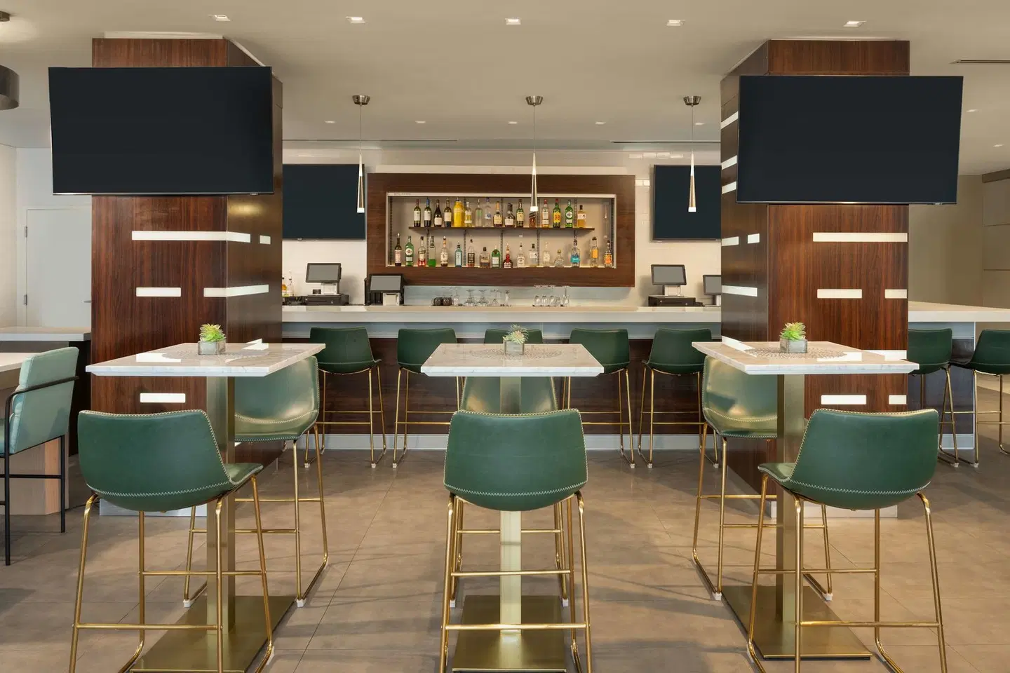 Holiday Inn Miami North - I-95 by IHG Bar
