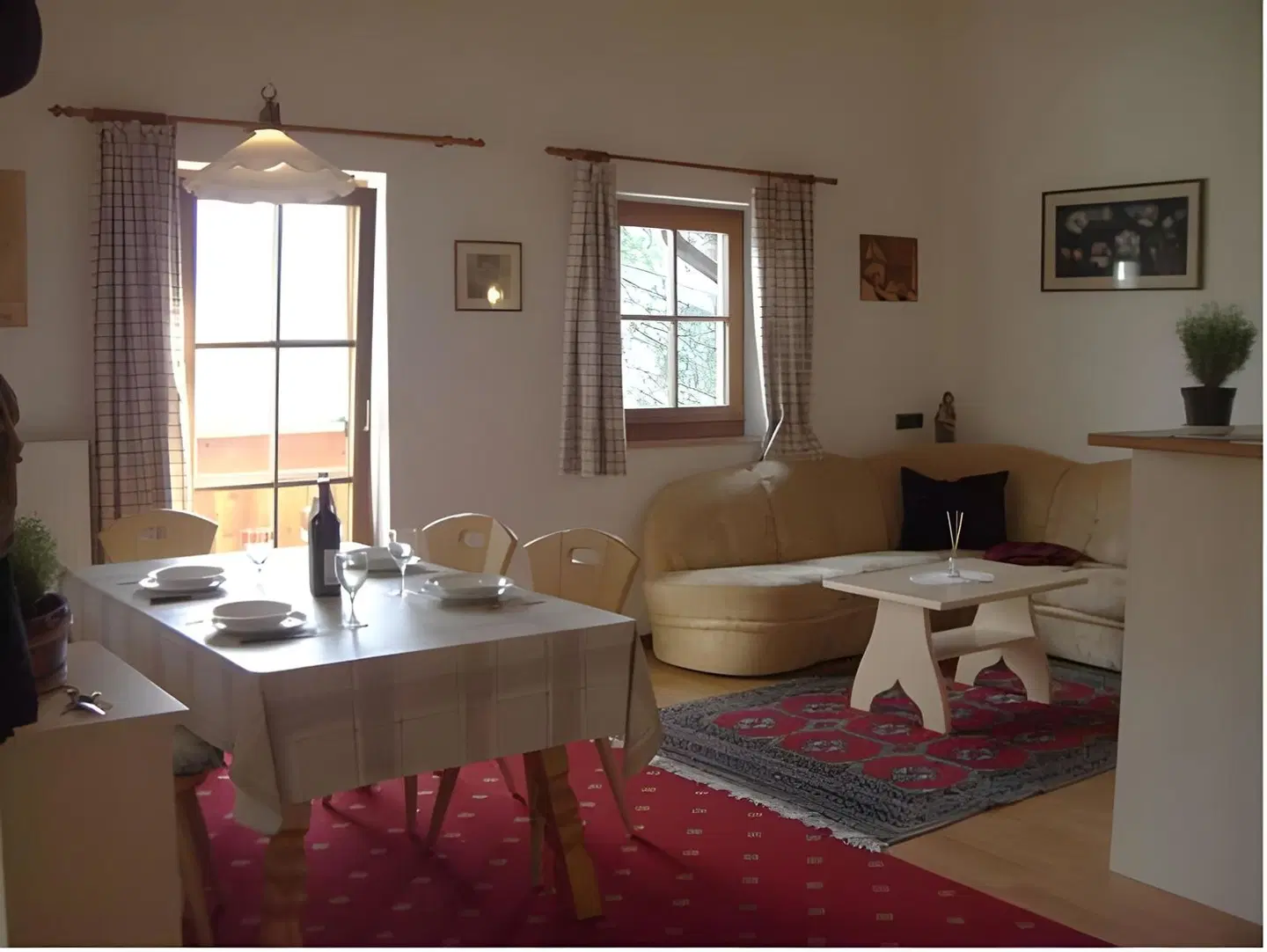 Chalet Alpina ROOM_EXAMPLE