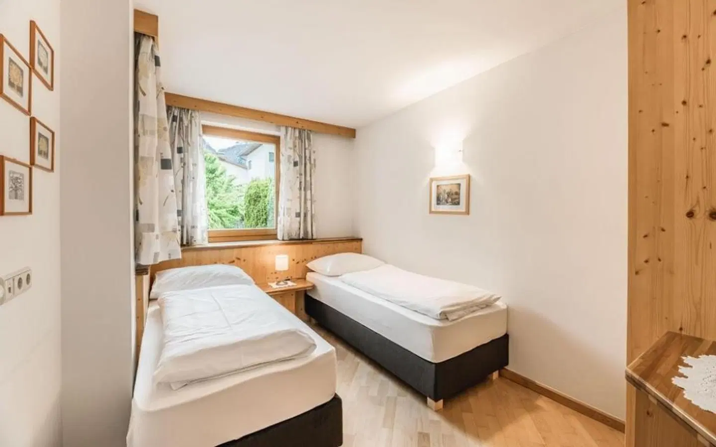 Scherlin Apartments ROOM_EXAMPLE