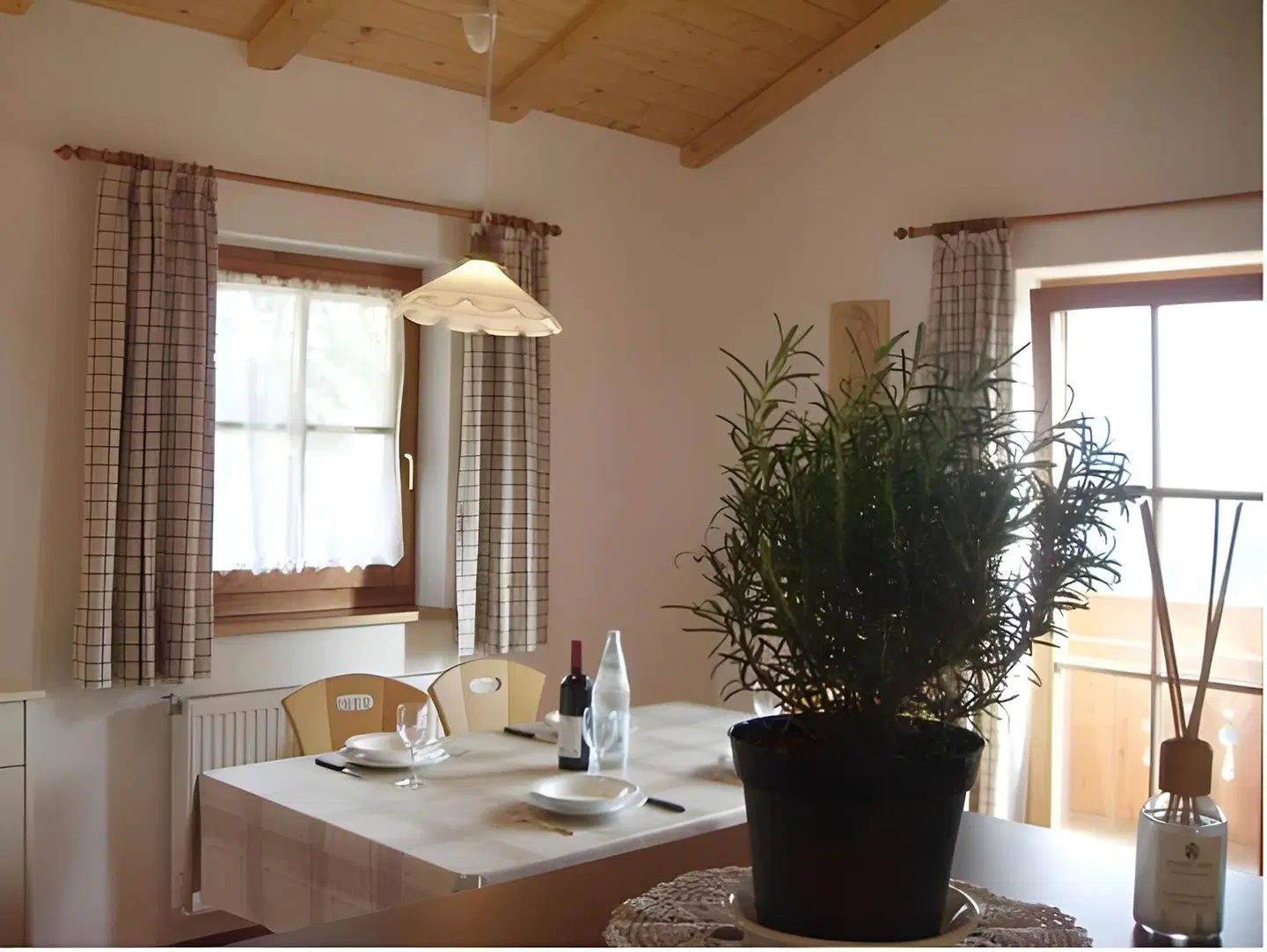Chalet Alpina Restaurant