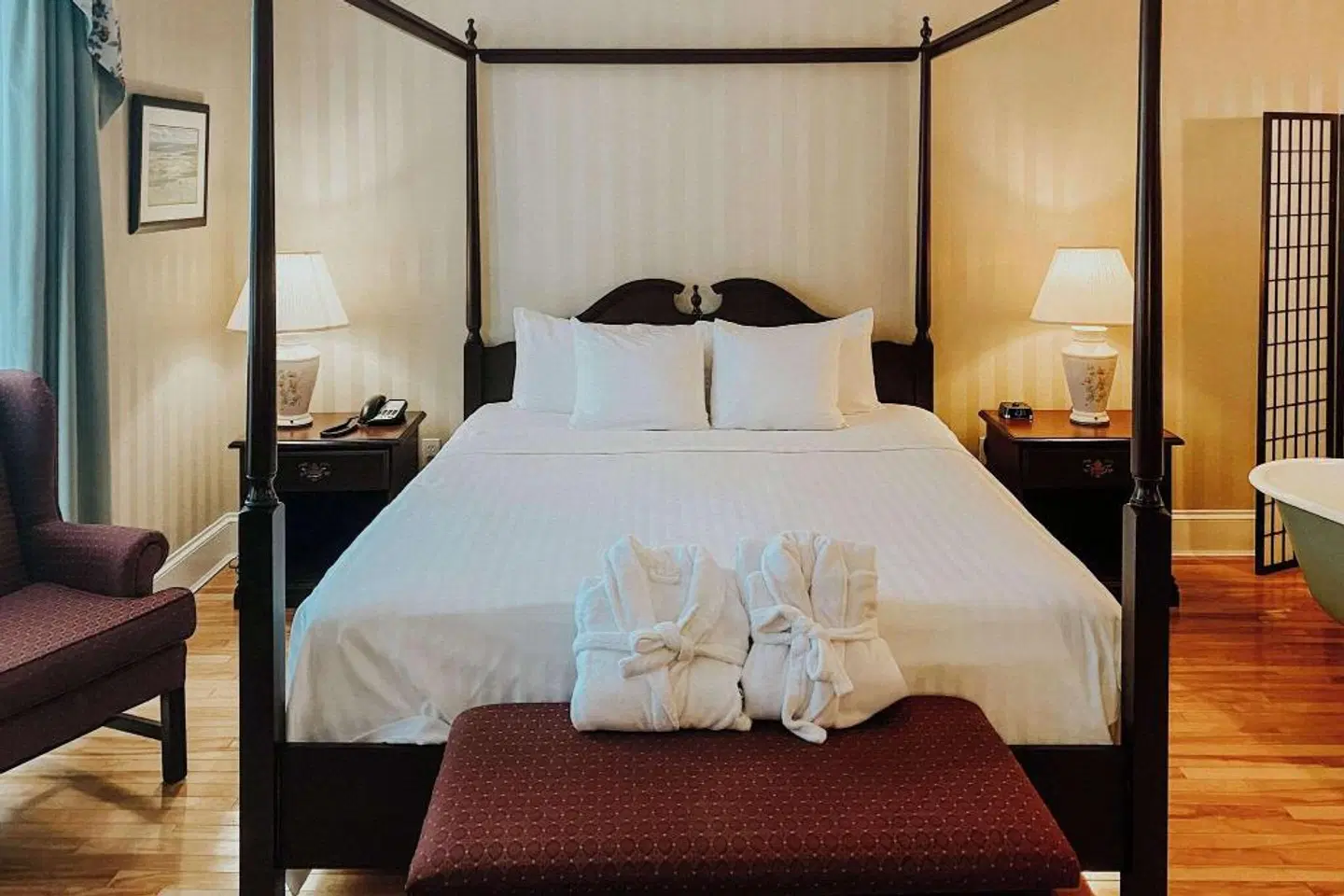Quality Inn & Suites Downtown Charlottetown ROOM_EXAMPLE