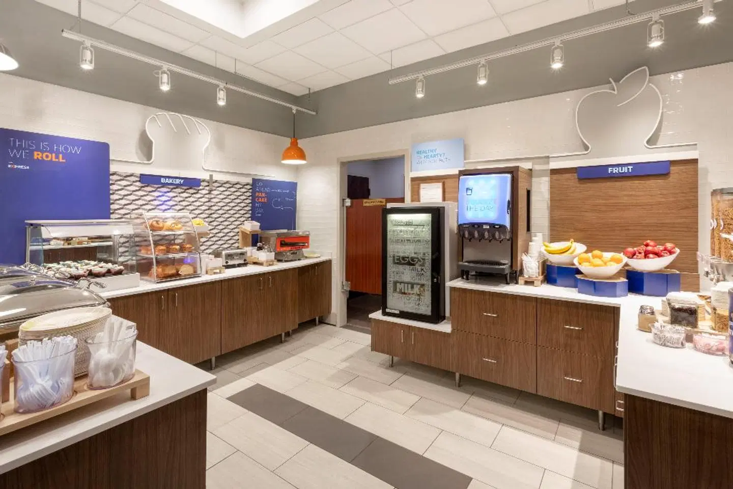 Holiday Inn Express & Suites Minneapolis-Dwtn (Conv Ctr) by IHG ROOM_EXAMPLE