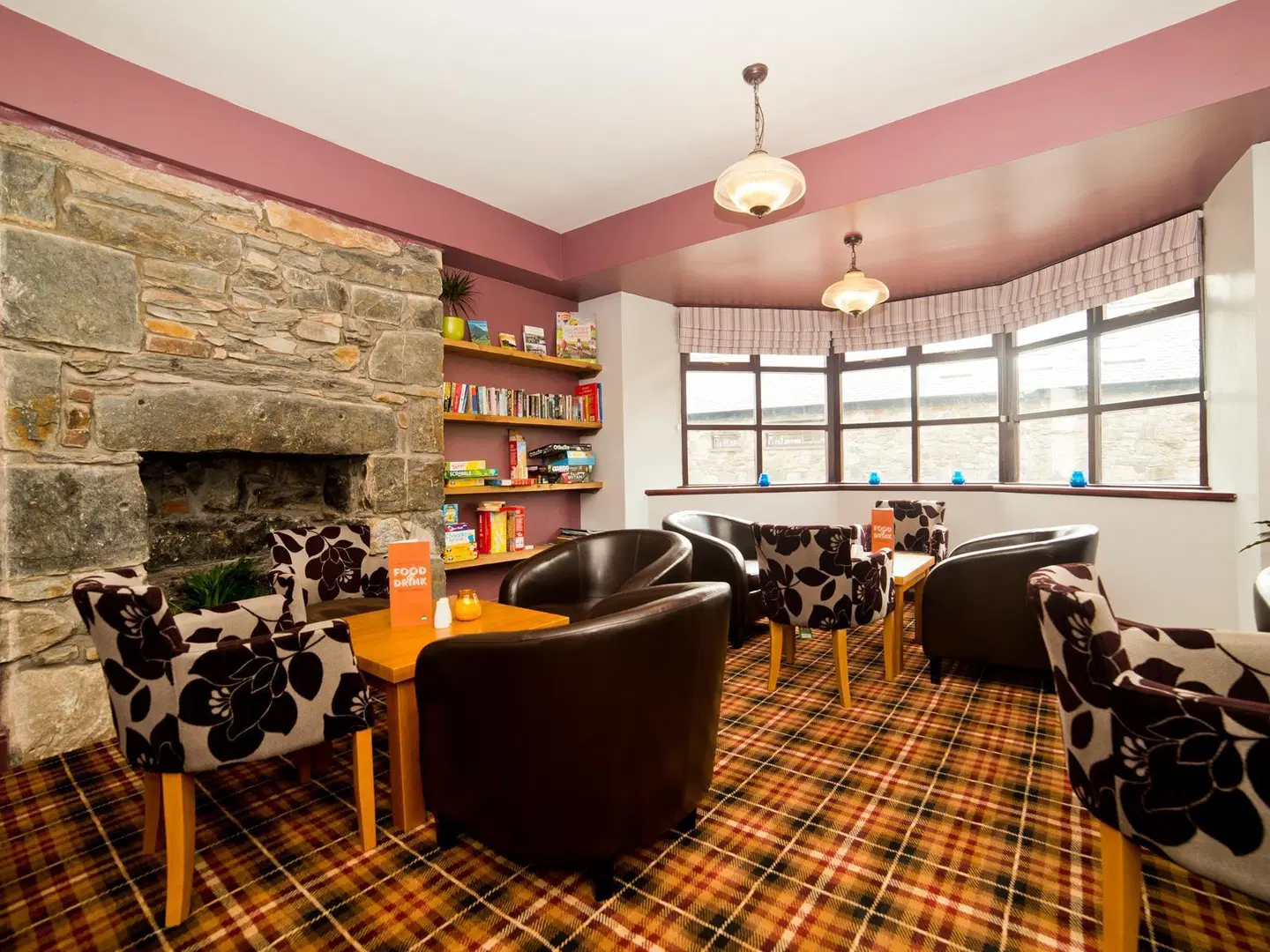 YHA Snowdon Pen-y-Pass LOUNGE_LOBBY