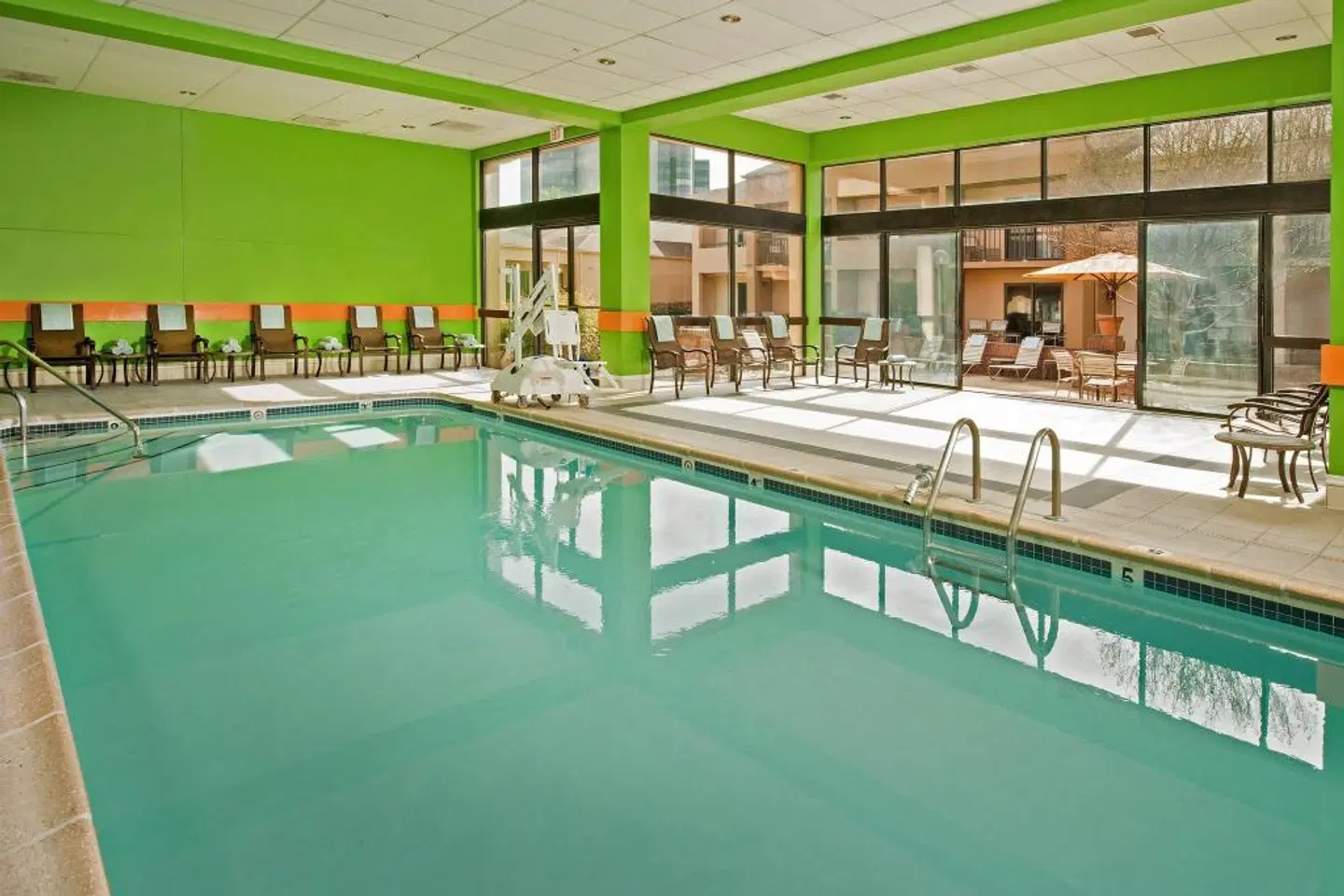 Courtyard by Marriott New Carrollton Landover Hallenbad