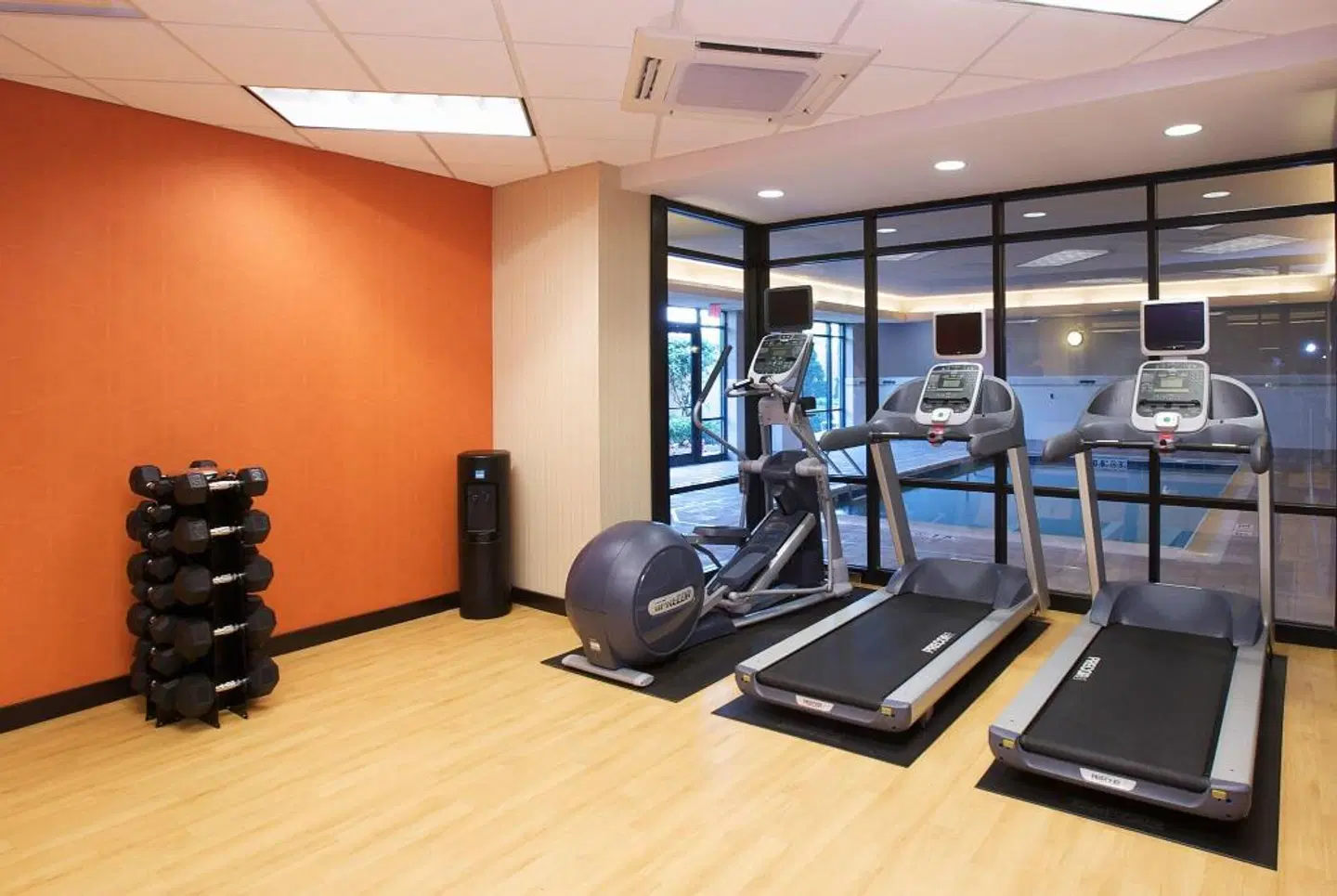 Courtyard by Marriott Louisville - Airport SPORTS_AND_LEISURE
