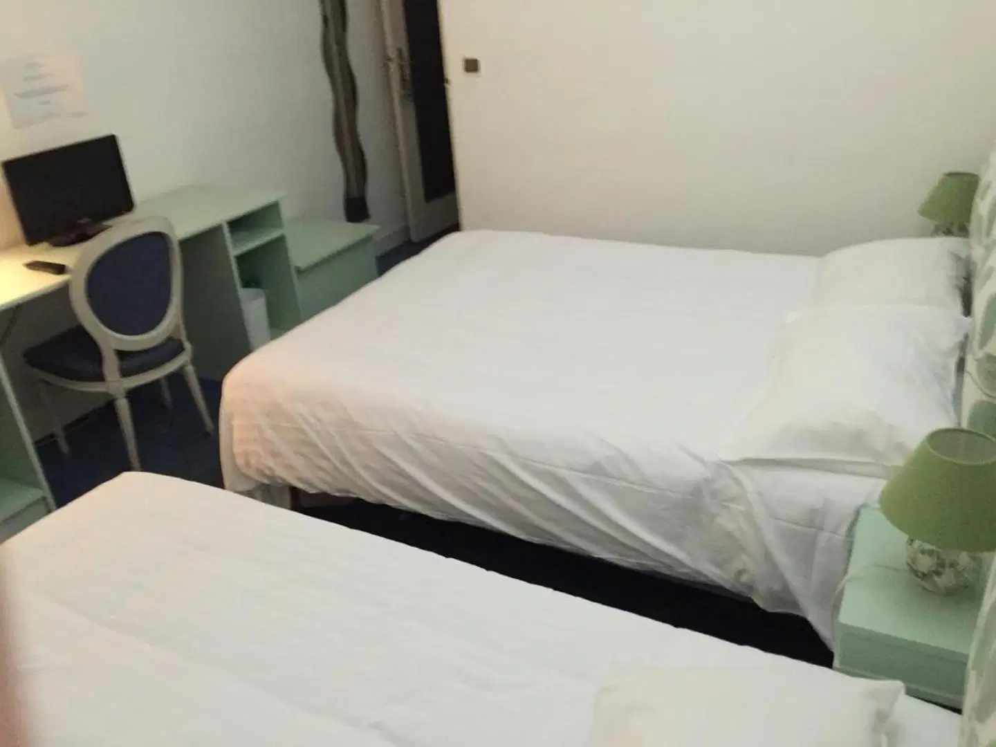 Joly ROOM_EXAMPLE