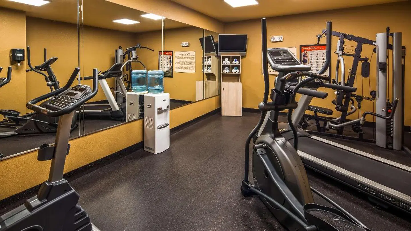 Best Western Sherwood Inn and Suites - North Little Rock SPORTS_AND_LEISURE