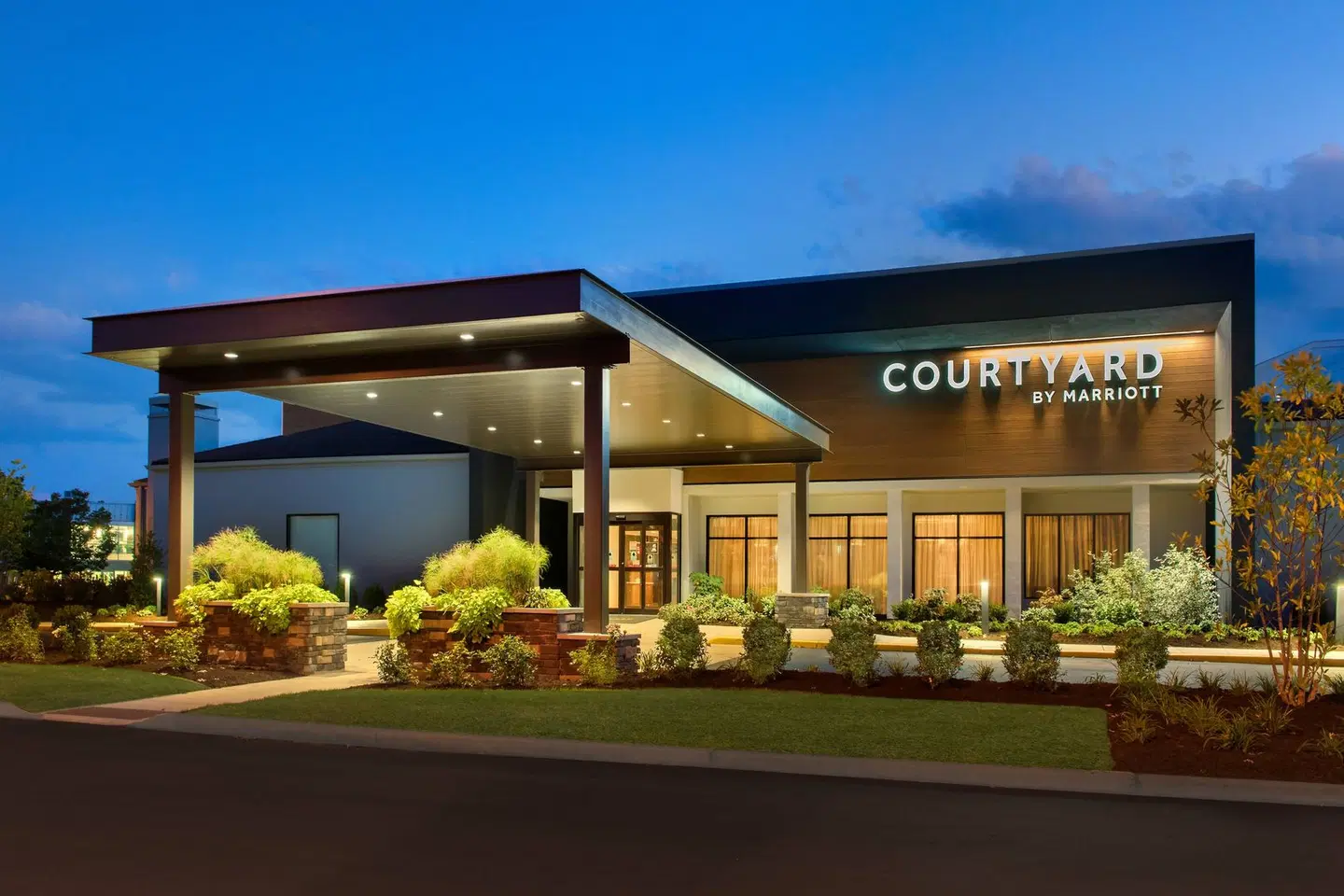 Courtyard by Marriott Philadelphia Devon/Villanova EXTERIOR