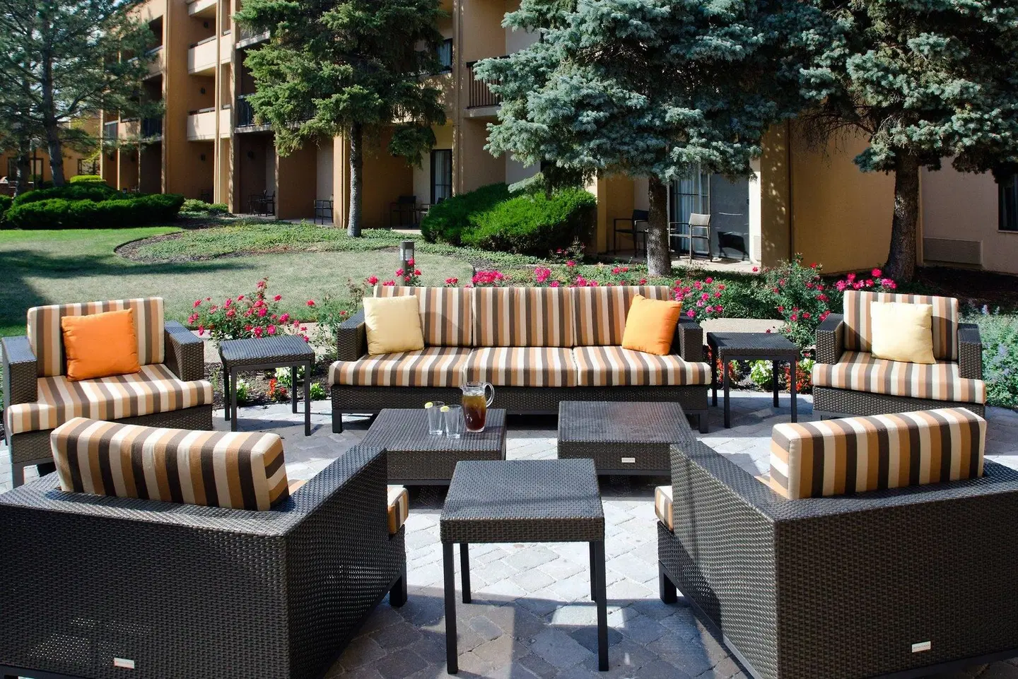 Sonesta Select Kansas City Airport Tiffany Springs Terrasse