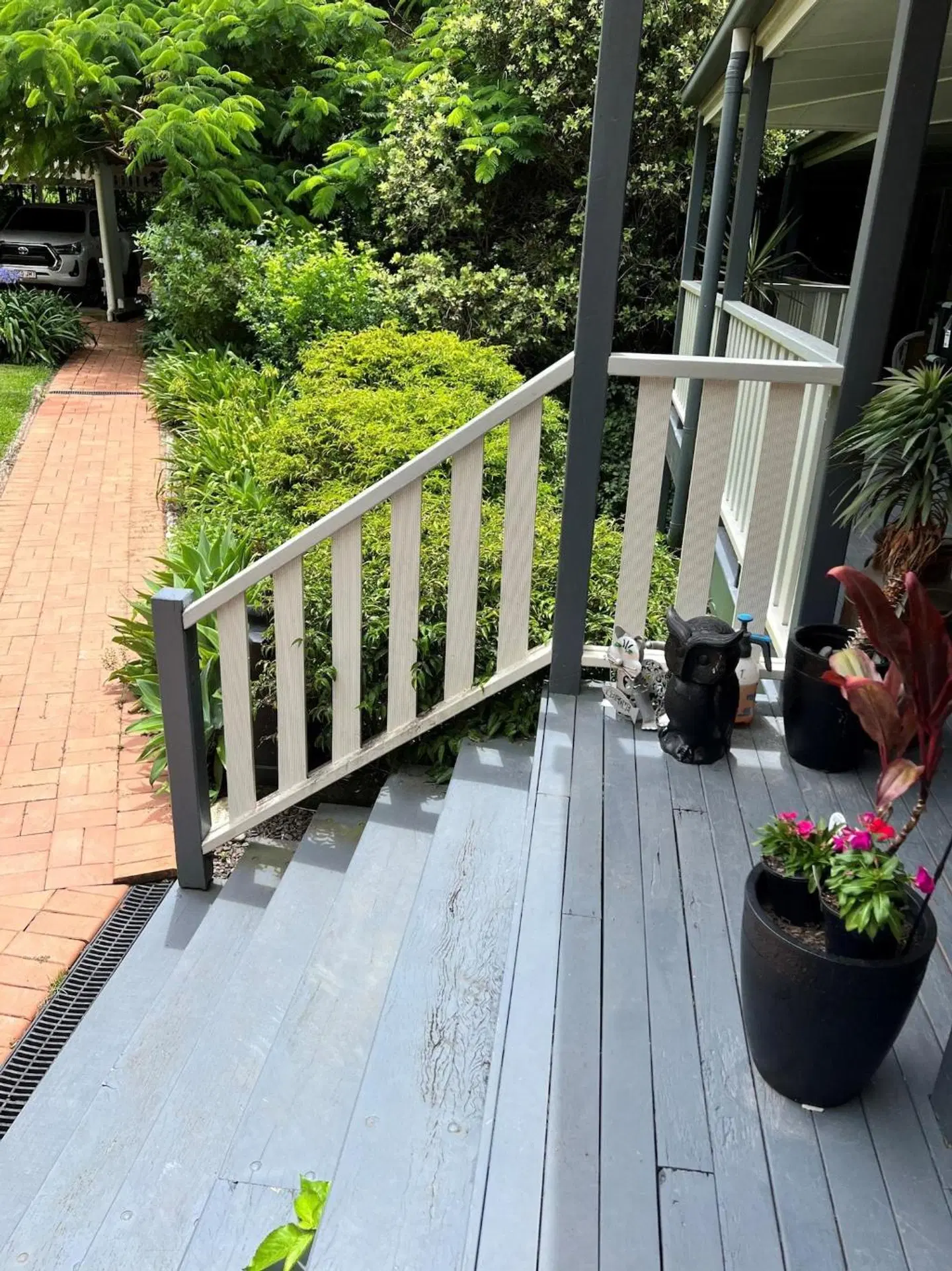 The Country House at Hunchy Terrasse