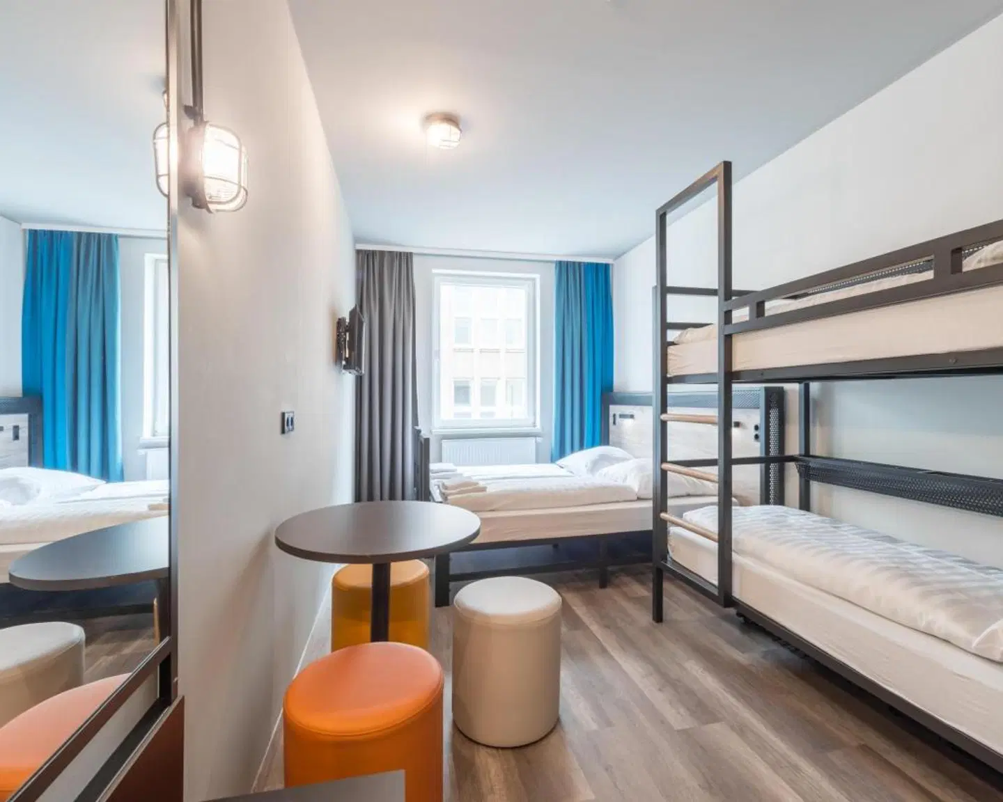 a&o Köln Neumarkt ROOM_EXAMPLE