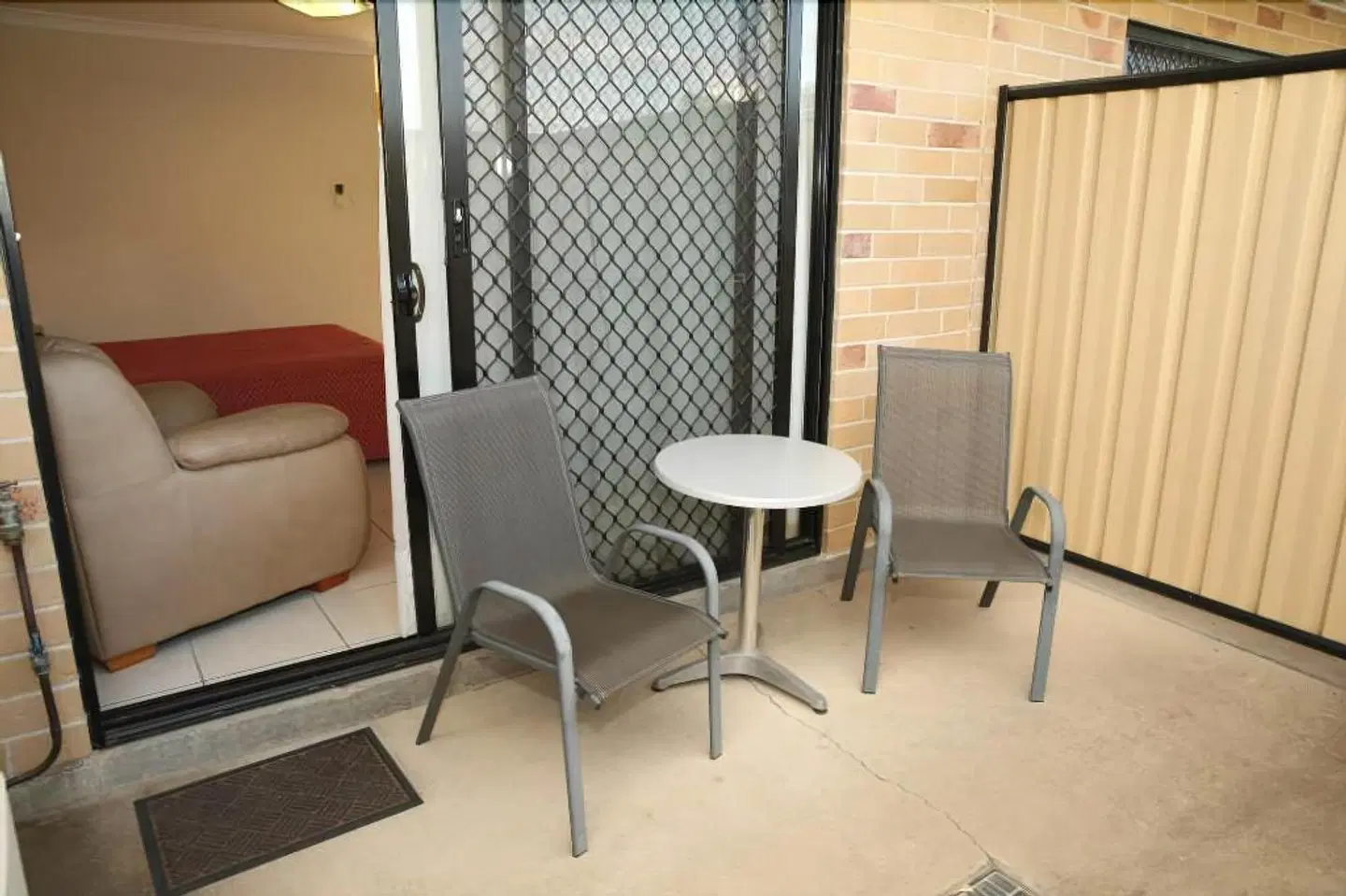 Emerald Central Palms Motel ROOM_EXAMPLE