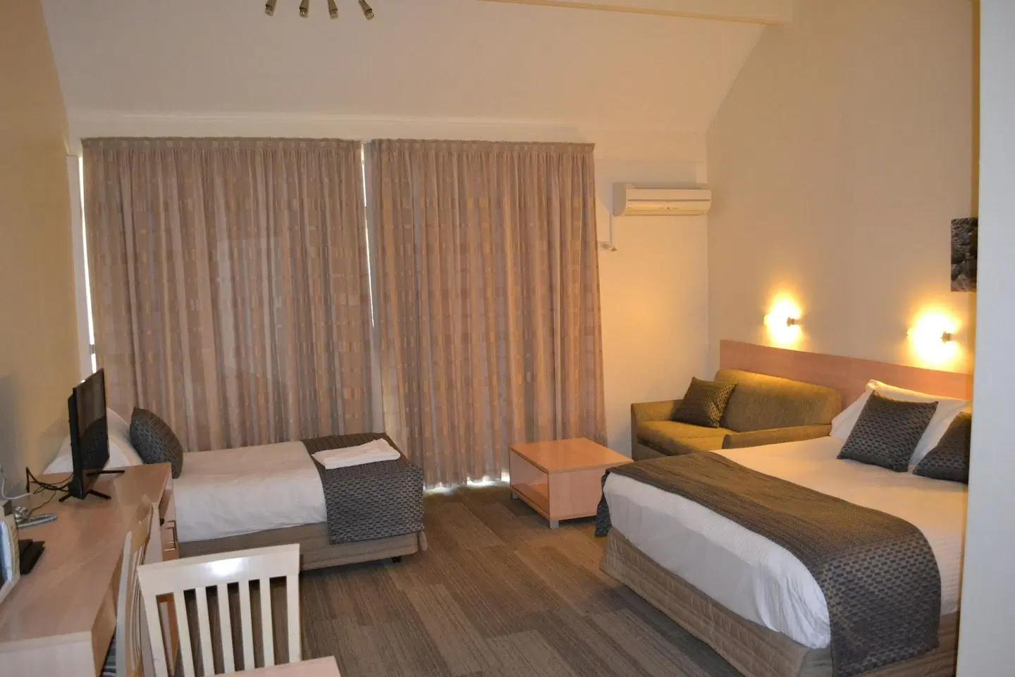 Parkhaven ROOM_EXAMPLE
