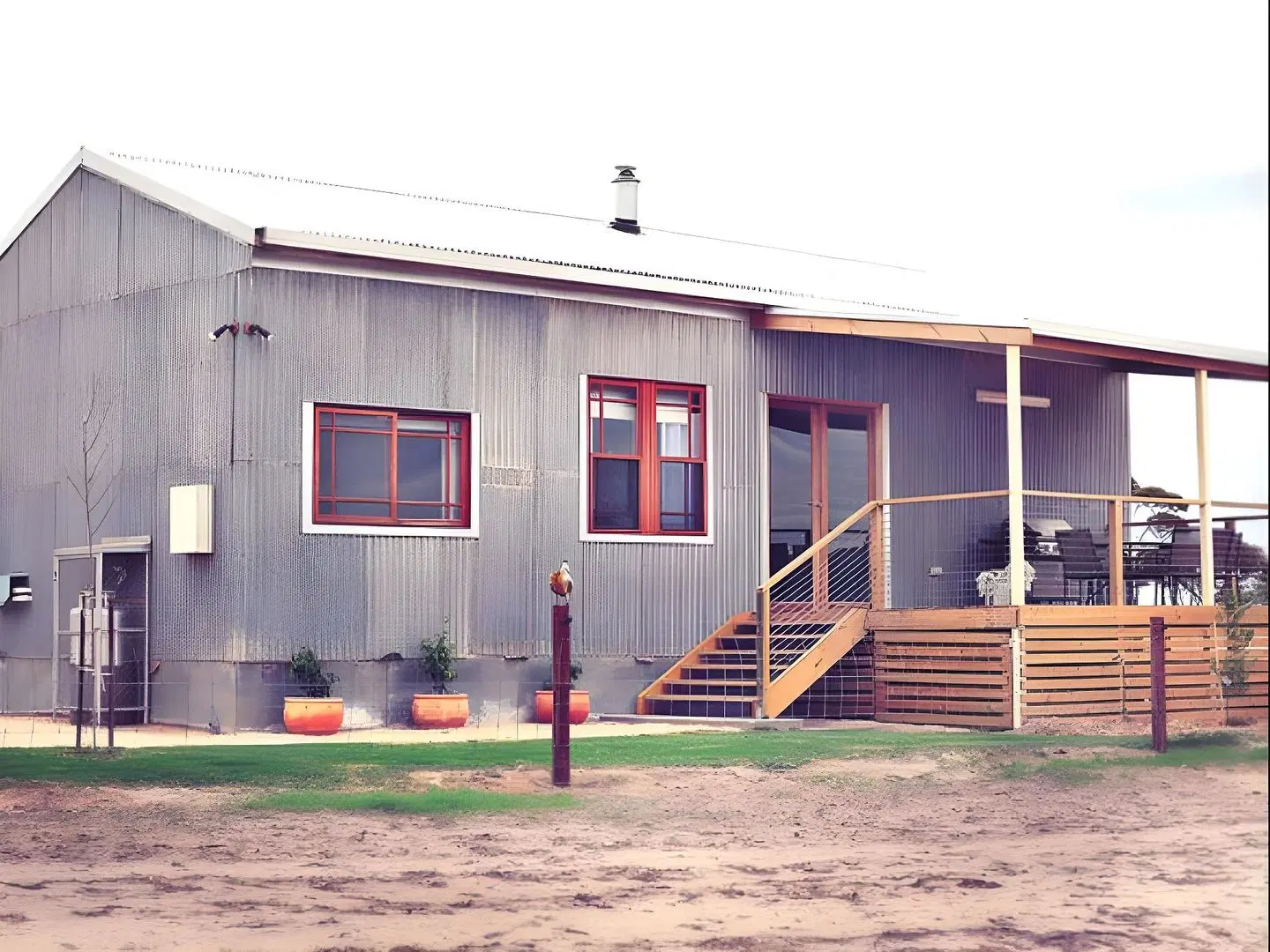 Redwing Farm Stay EXTERIOR
