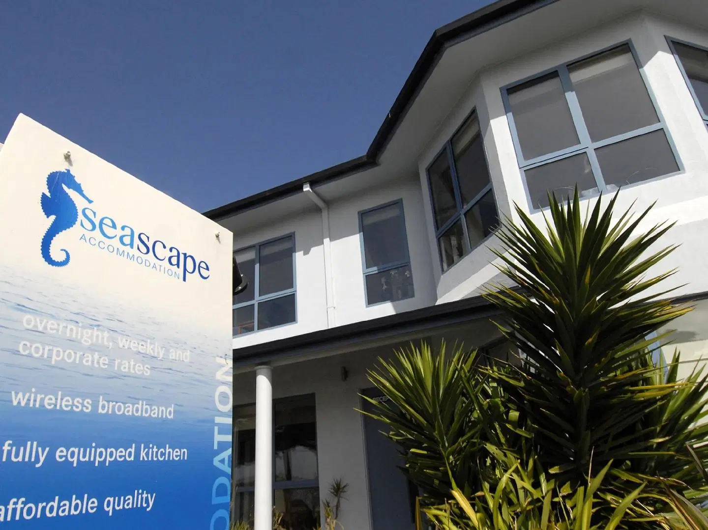 Seascape Accommodation EXTERIOR