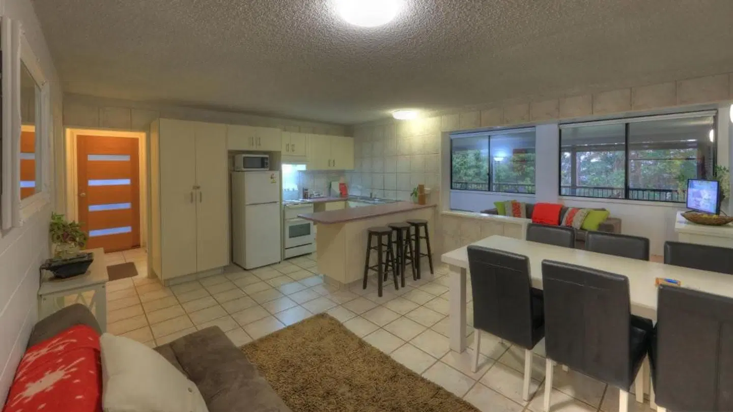 Mapleton Falls Accommodation Bar