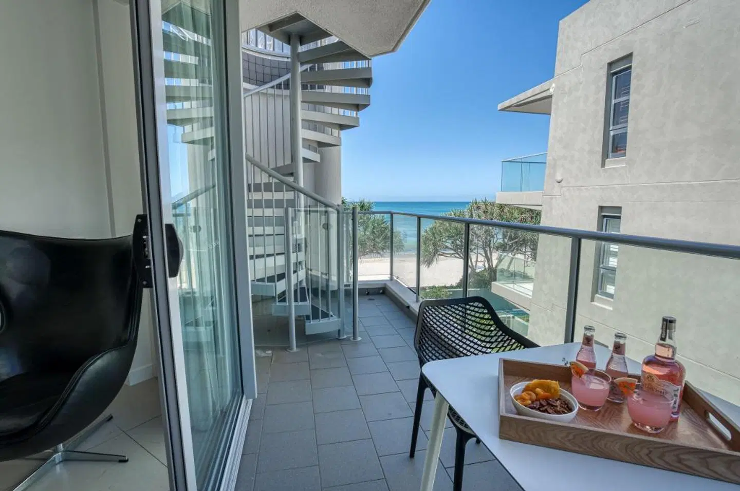 On The Beach Noosa Terrasse