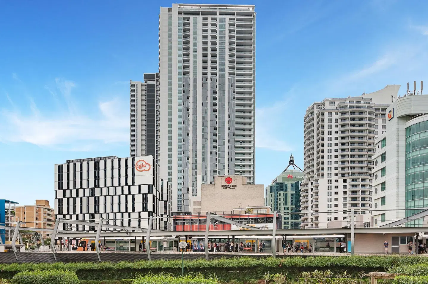 Meriton Suites Chatswood EXTERIOR