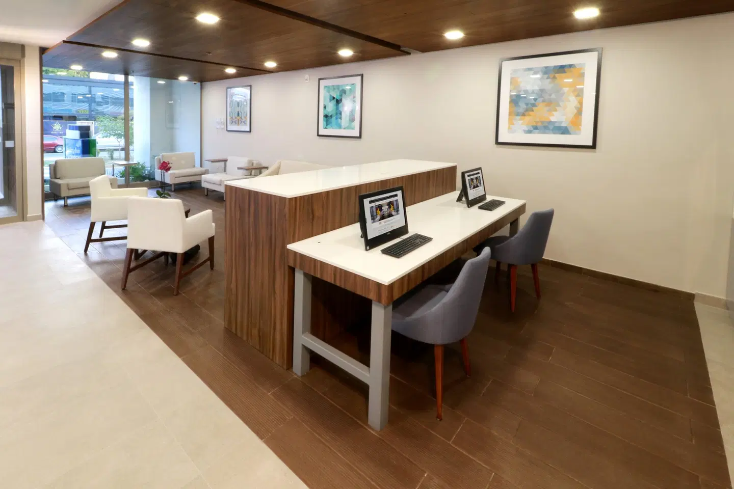 Holiday Inn Express & Suites Playa del Carmen by IHG LOUNGE_LOBBY