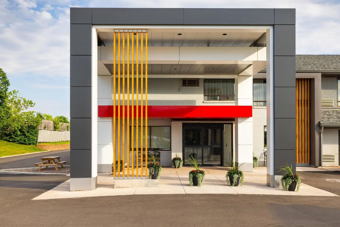 Comfort Inn EXTERIOR