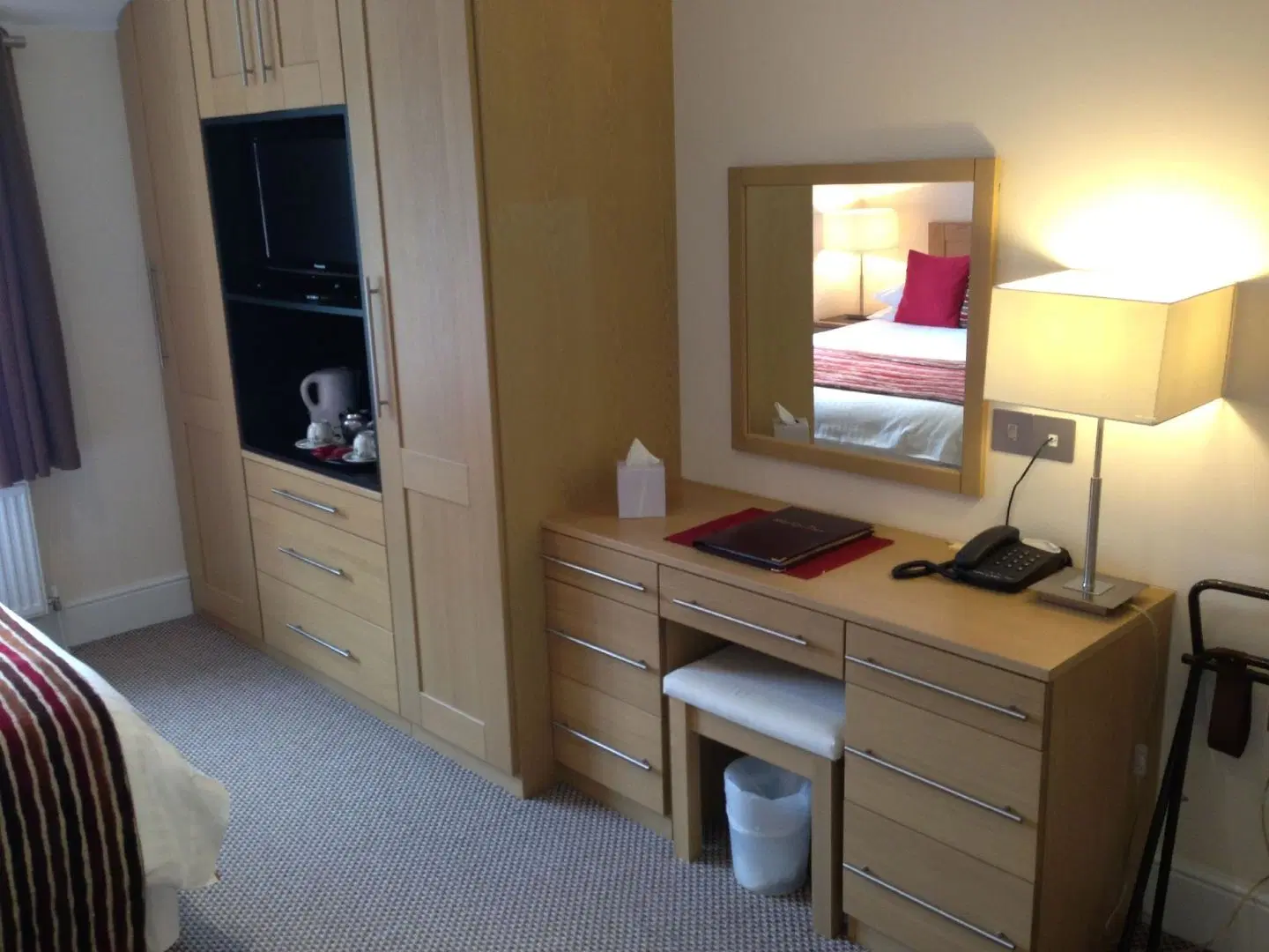 The Royal Glen Hotel ROOM_EXAMPLE
