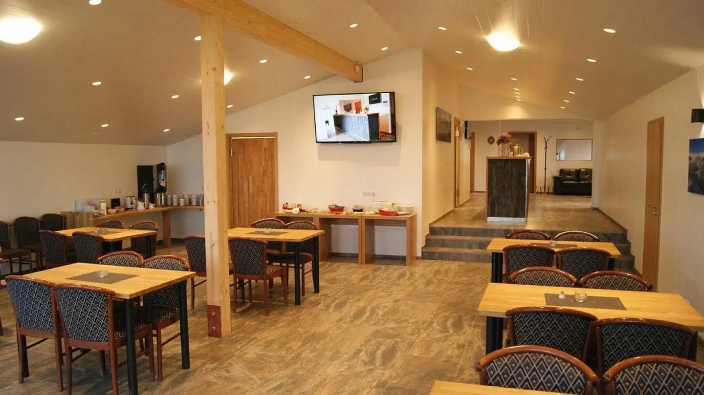 Glacier World - Hoffell Guesthouse Restaurant