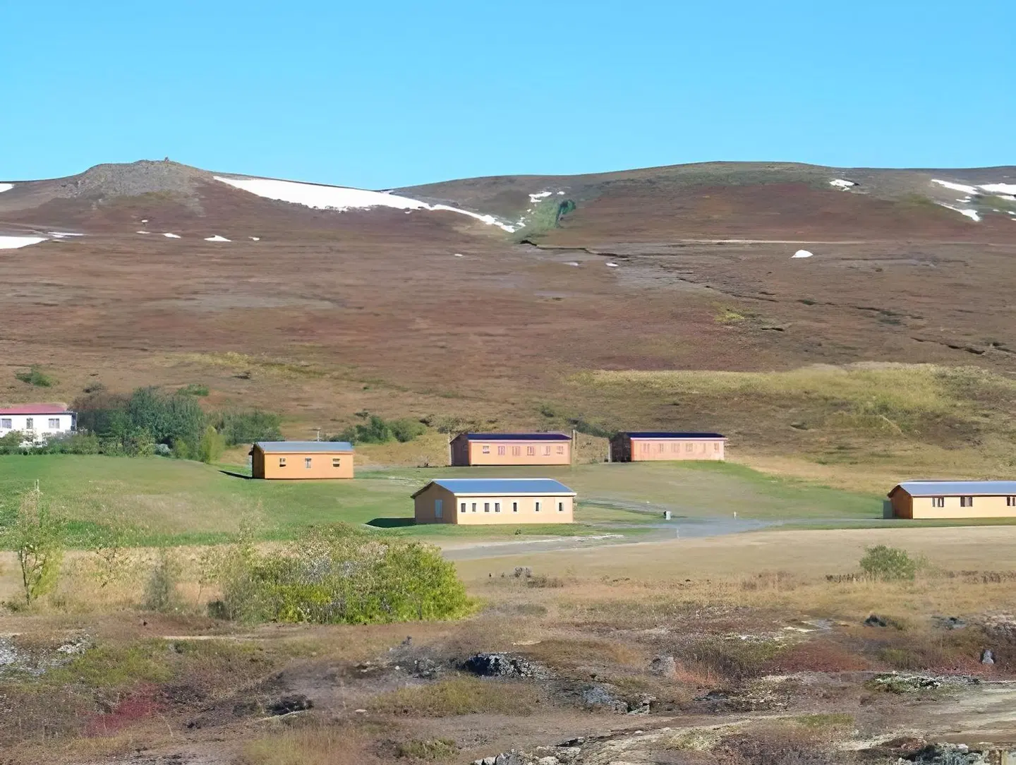 Guesthouse Brekka LANDSCAPE