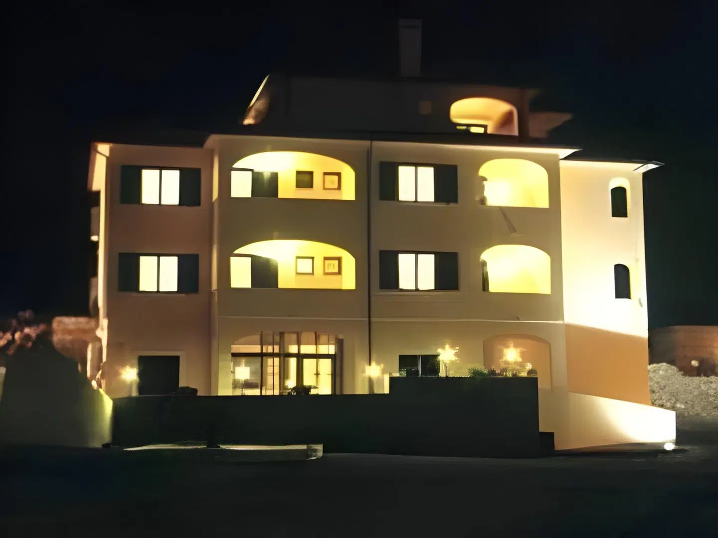 Hotel Villa Del Parco EXTERIOR