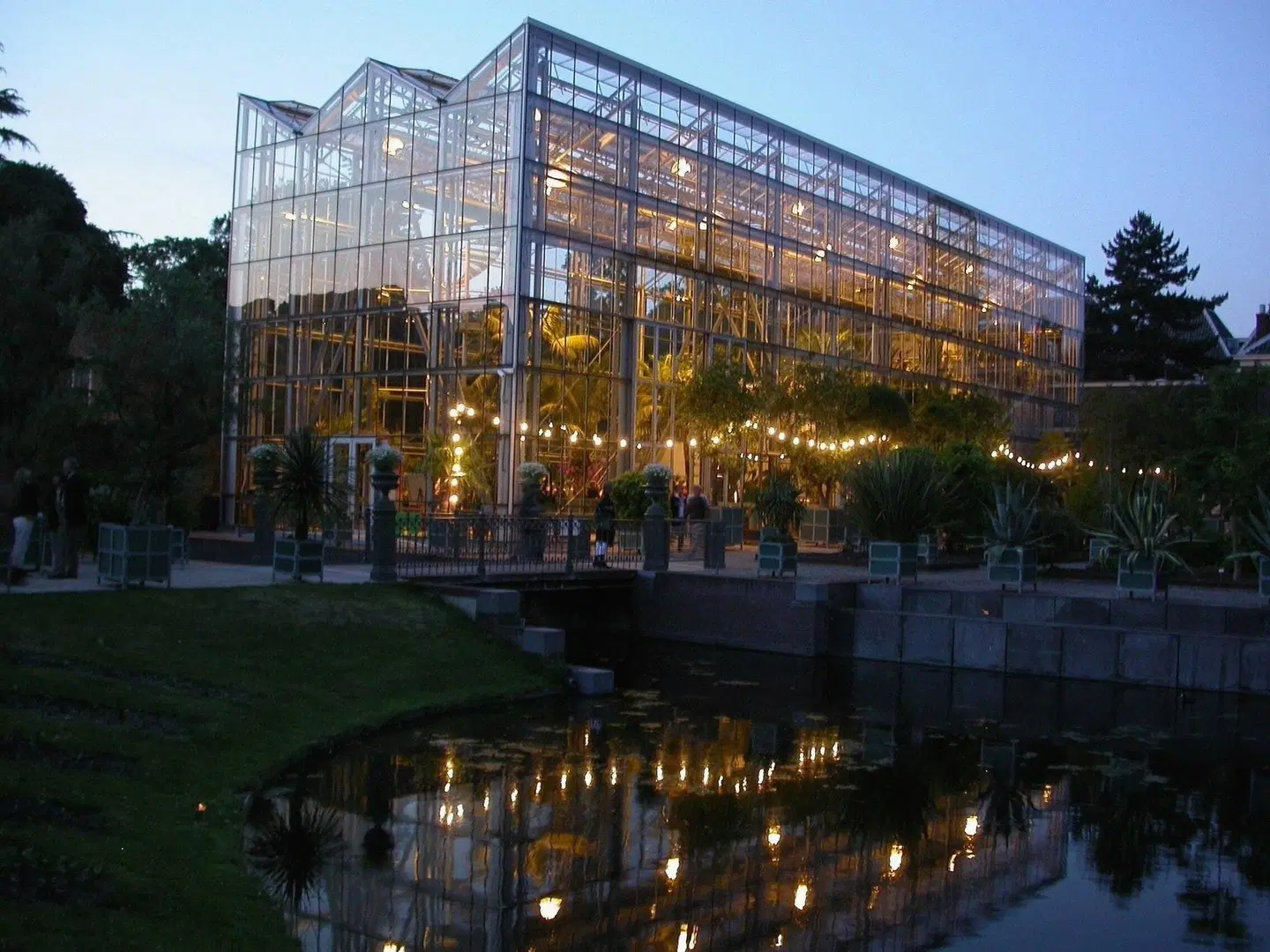 Hotel VIC EXTERIOR