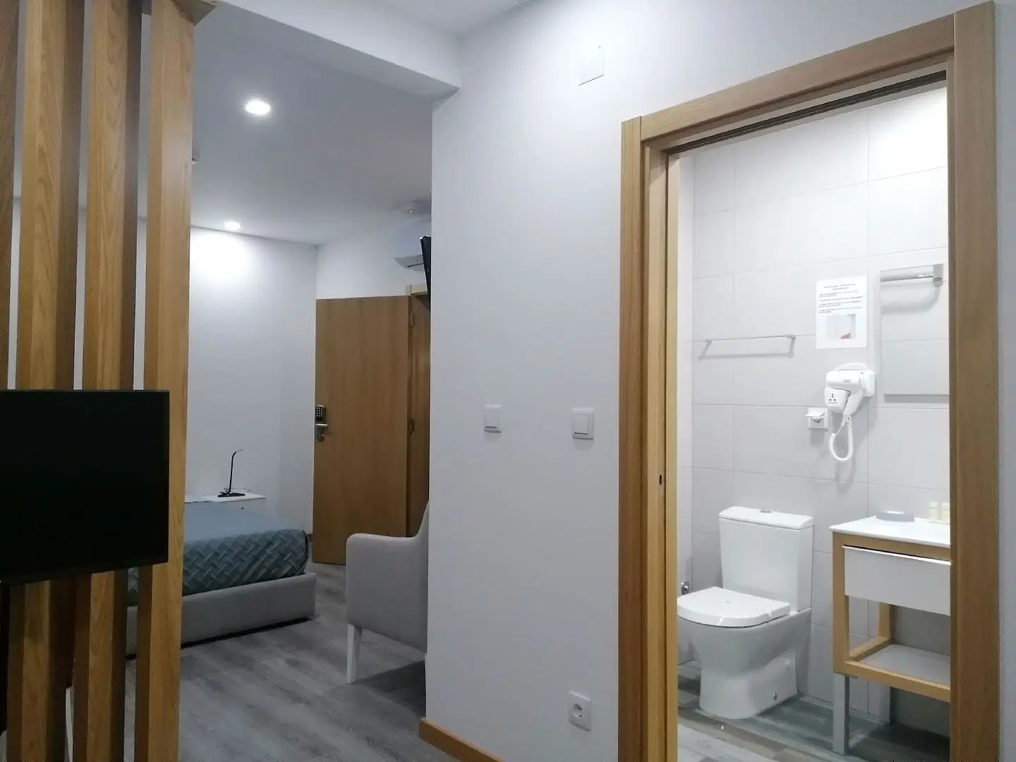 Alojamento Girassol - Guest House Badezimmer
