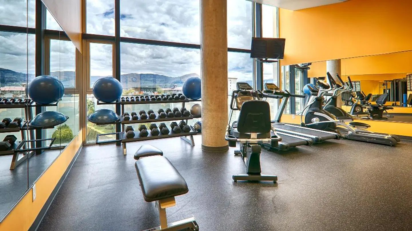 Best Western Plus Kelowna Hotel & Suites SPORTS_AND_LEISURE