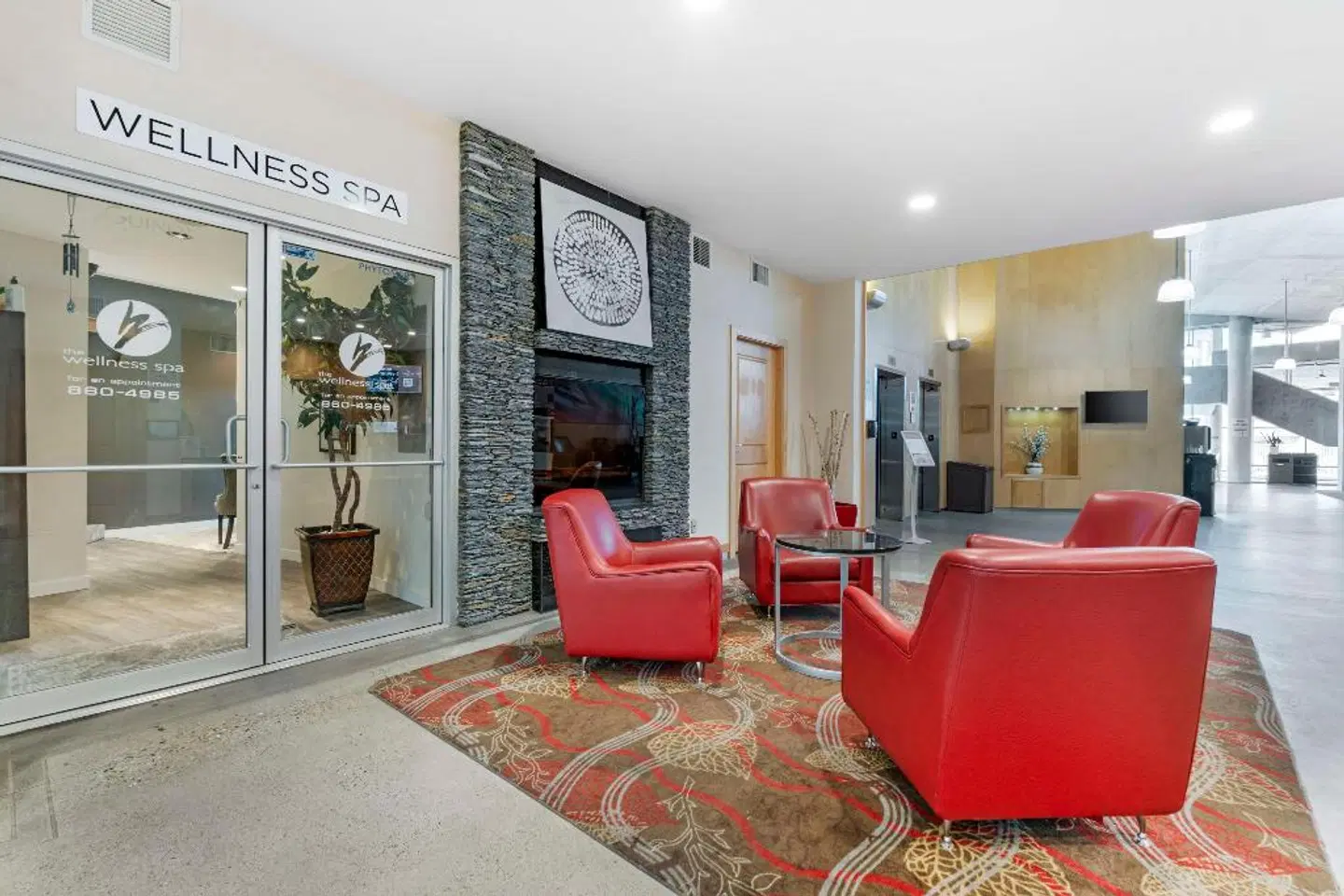 Best Western Plus Kelowna Hotel & Suites LOUNGE_LOBBY