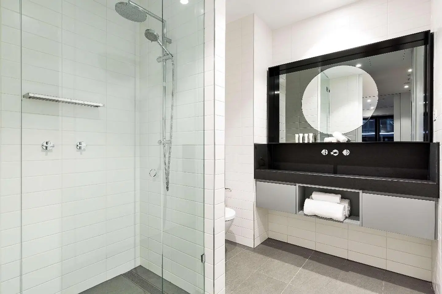 Tyrian Serviced Apartments - Albert Park Lake Badezimmer