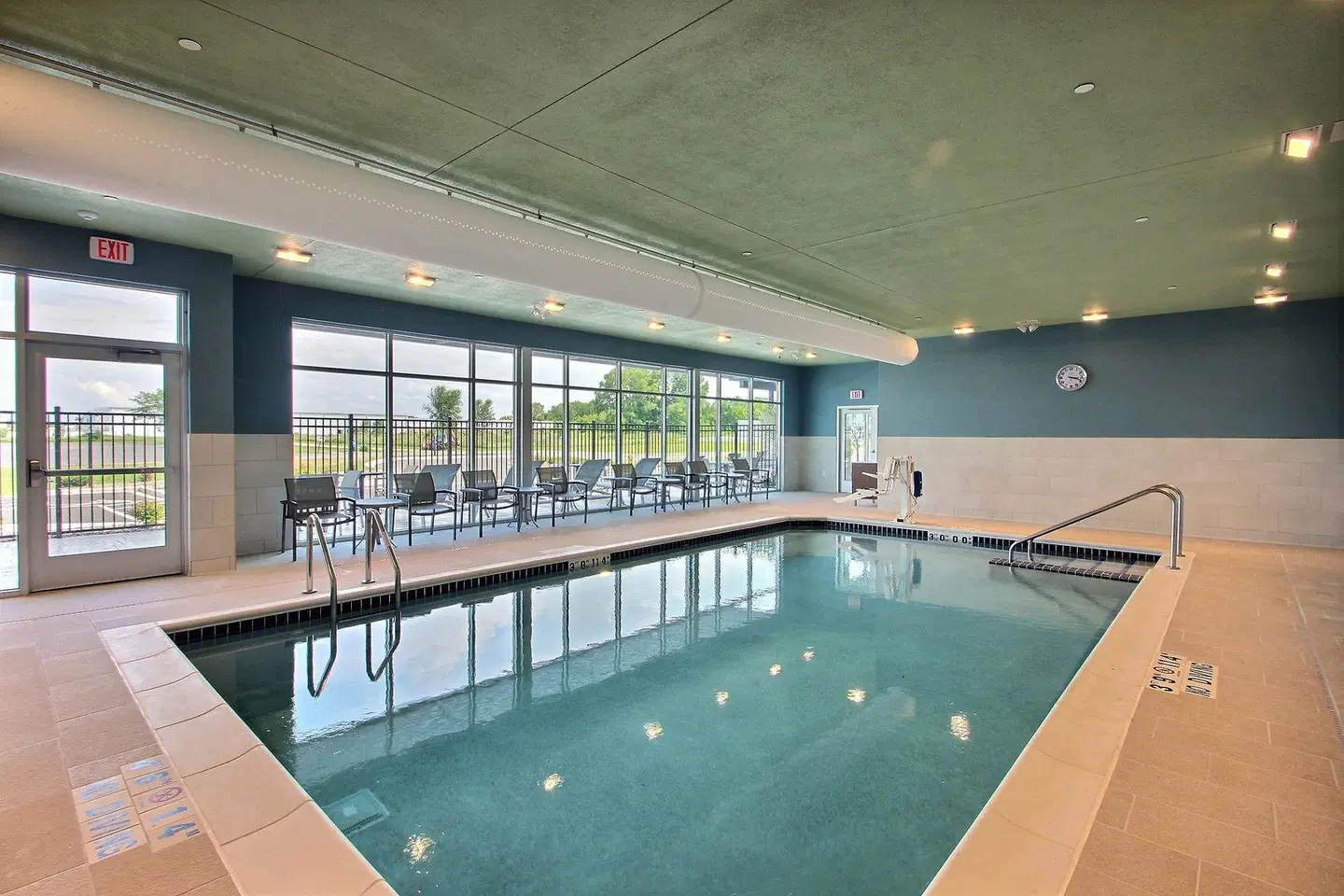 Holiday Inn Express and Suites Fond Du Lac by IHG Hallenbad
