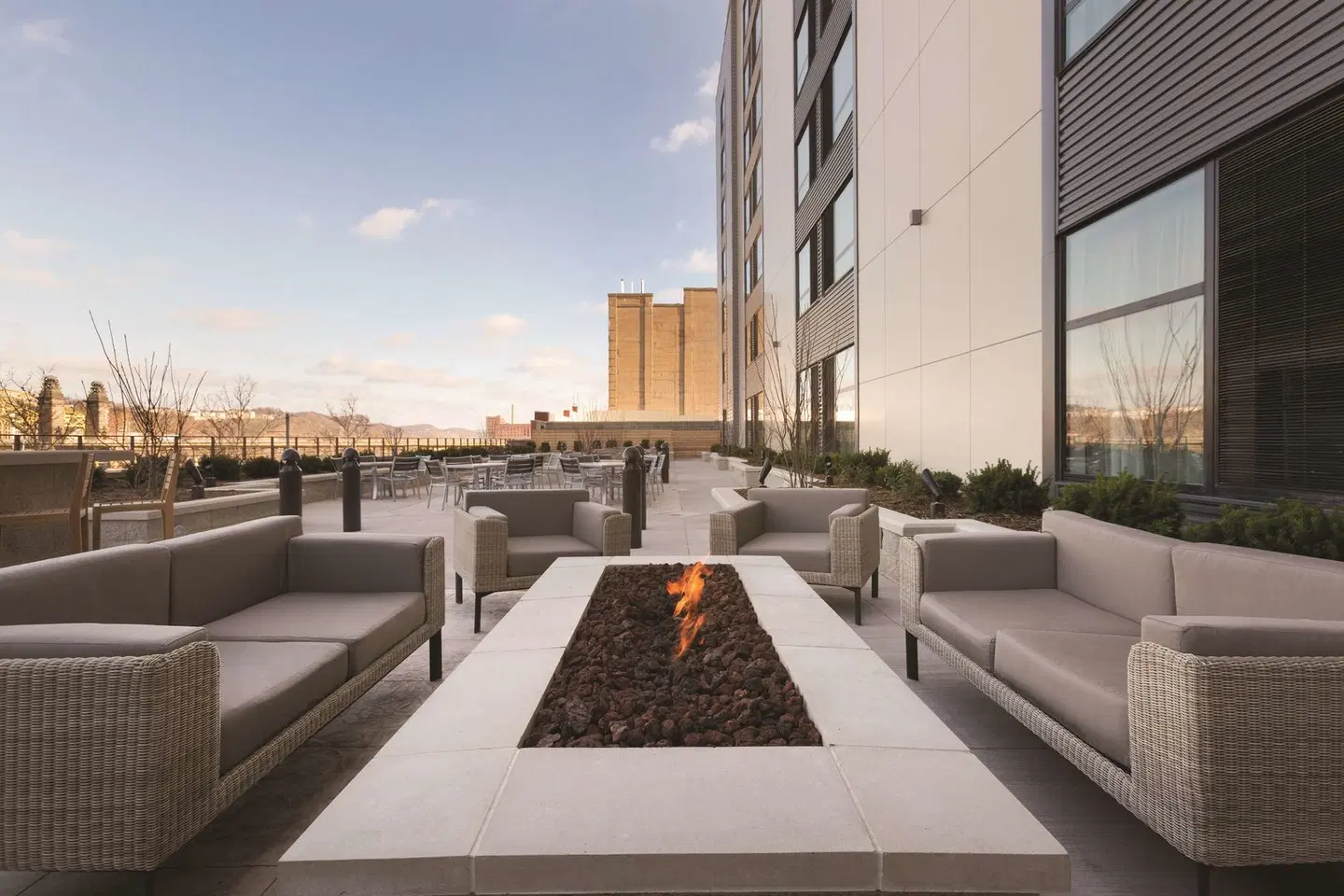 Homewood Suites by Hilton Pittsburgh Downtown Terrasse