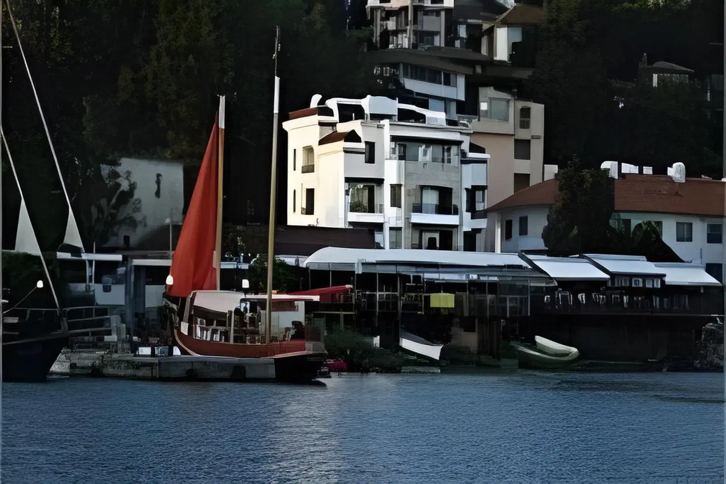 Selena Hotel EXTERIOR