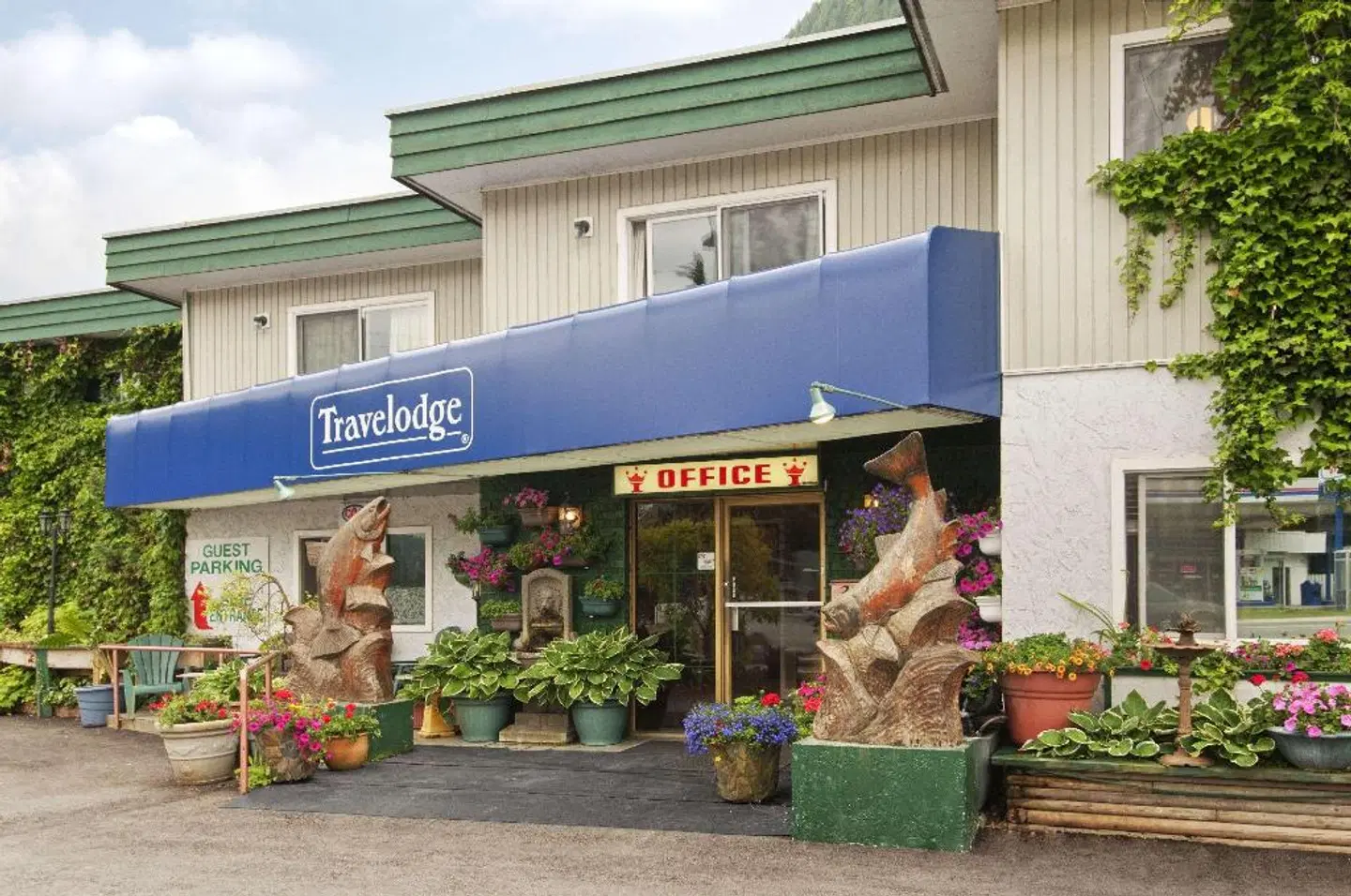 Travelodge Hope EXTERIOR