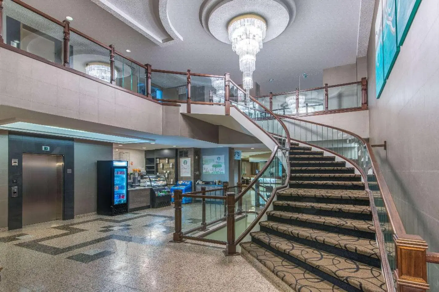 Ramada Plaza by Wyndham Niagara Falls LOUNGE_LOBBY