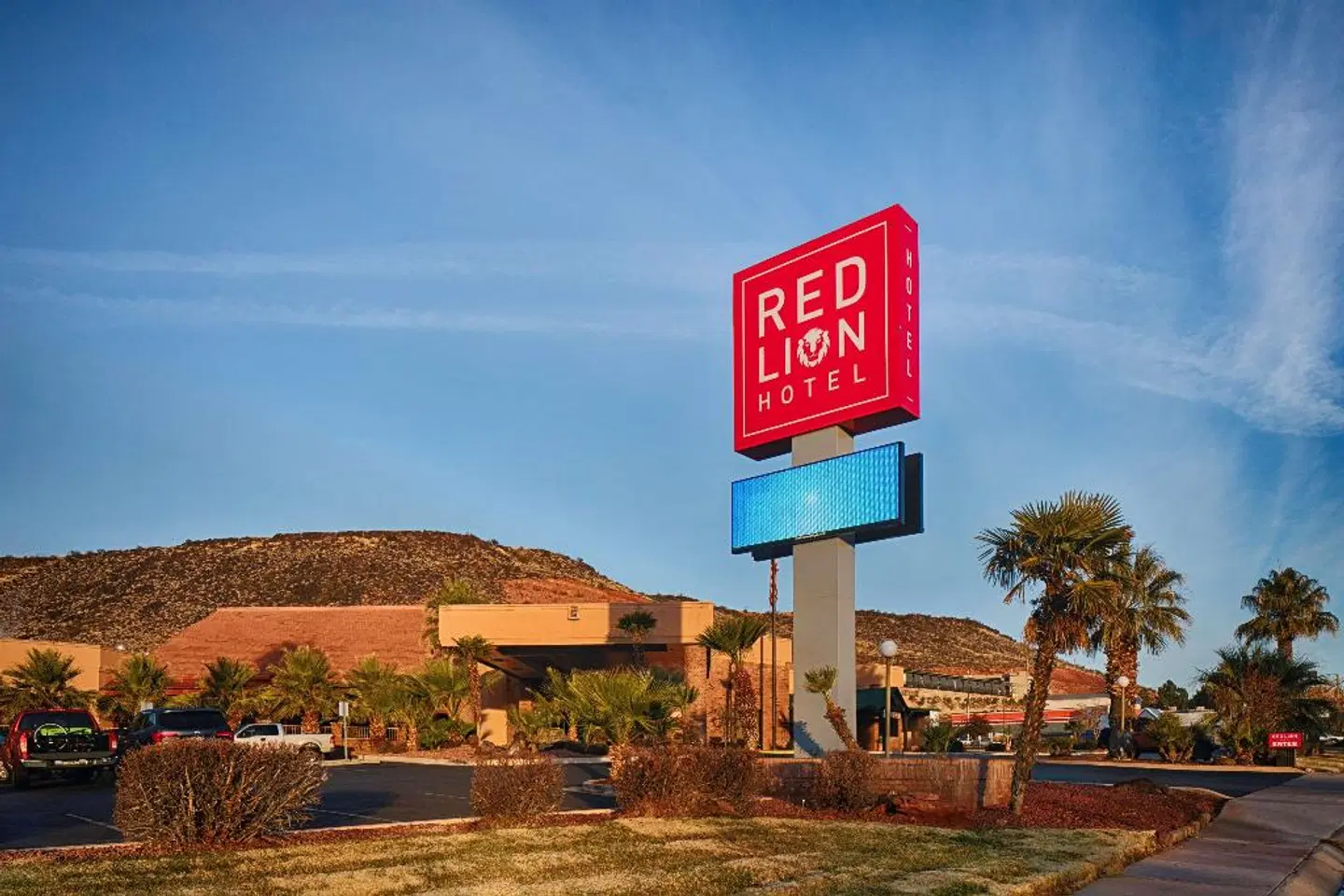Red Lion Hotel & Conference Center St. George, UT EXTERIOR