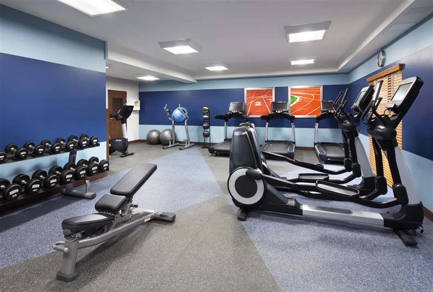 Four Points by Sheraton San Diego - SeaWorld SPORTS_AND_LEISURE
