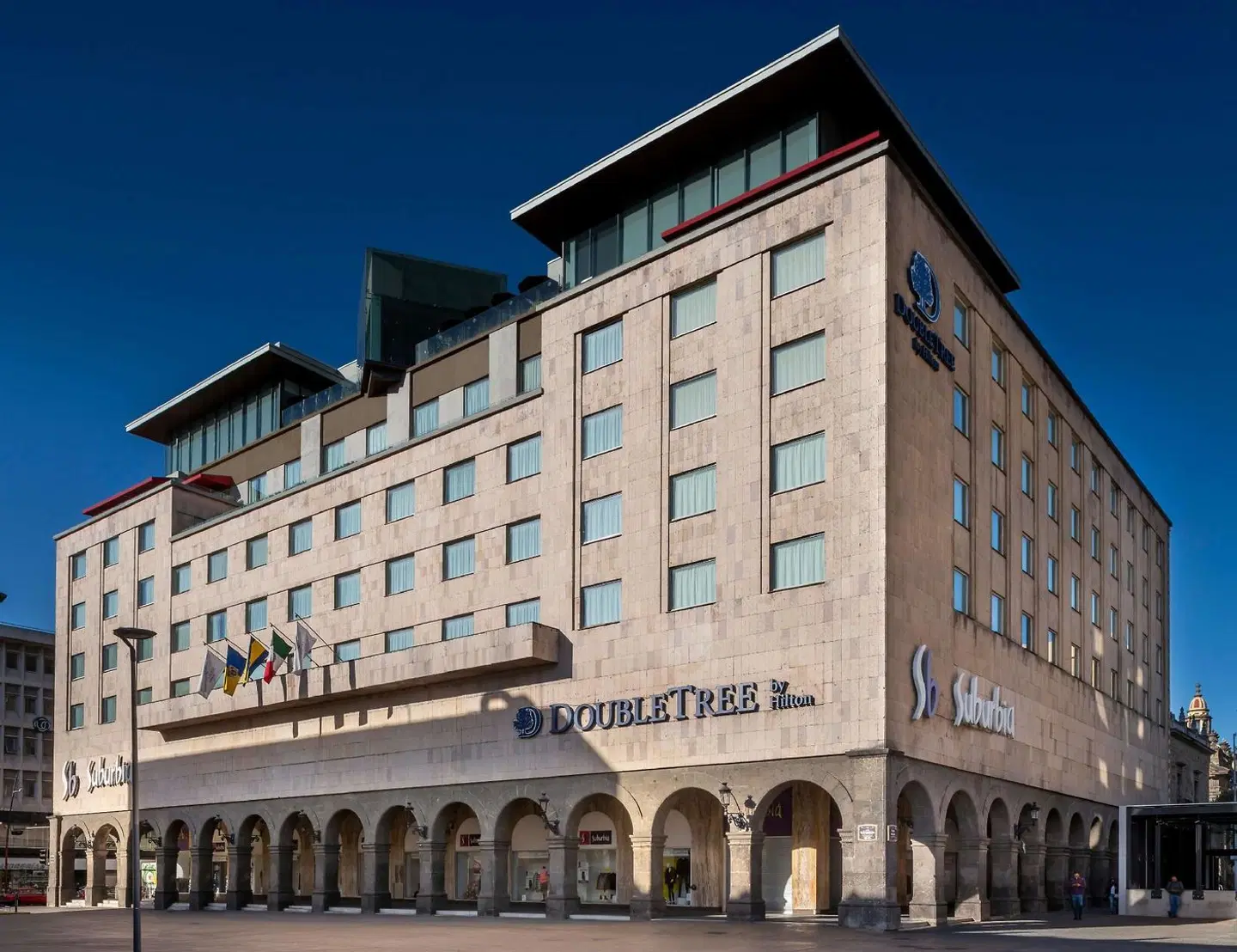 DoubleTree by Hilton Guadalajara Centro Historico EXTERIOR