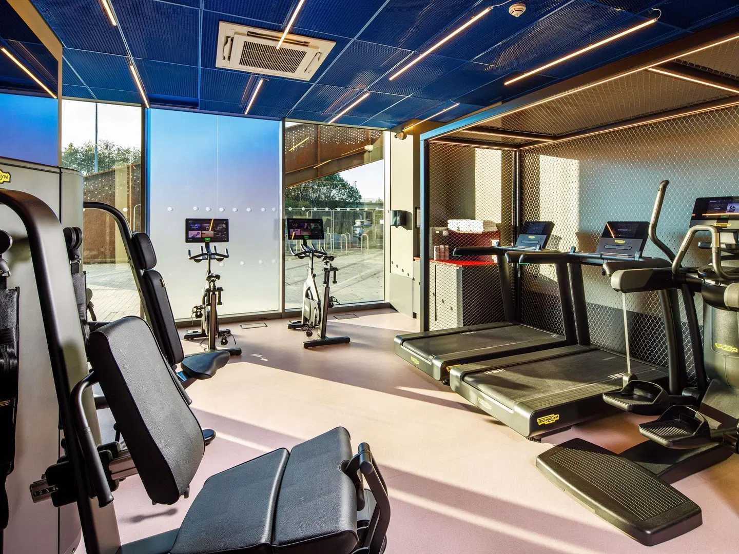 TRIBE Manchester Airport SPORTS_AND_LEISURE