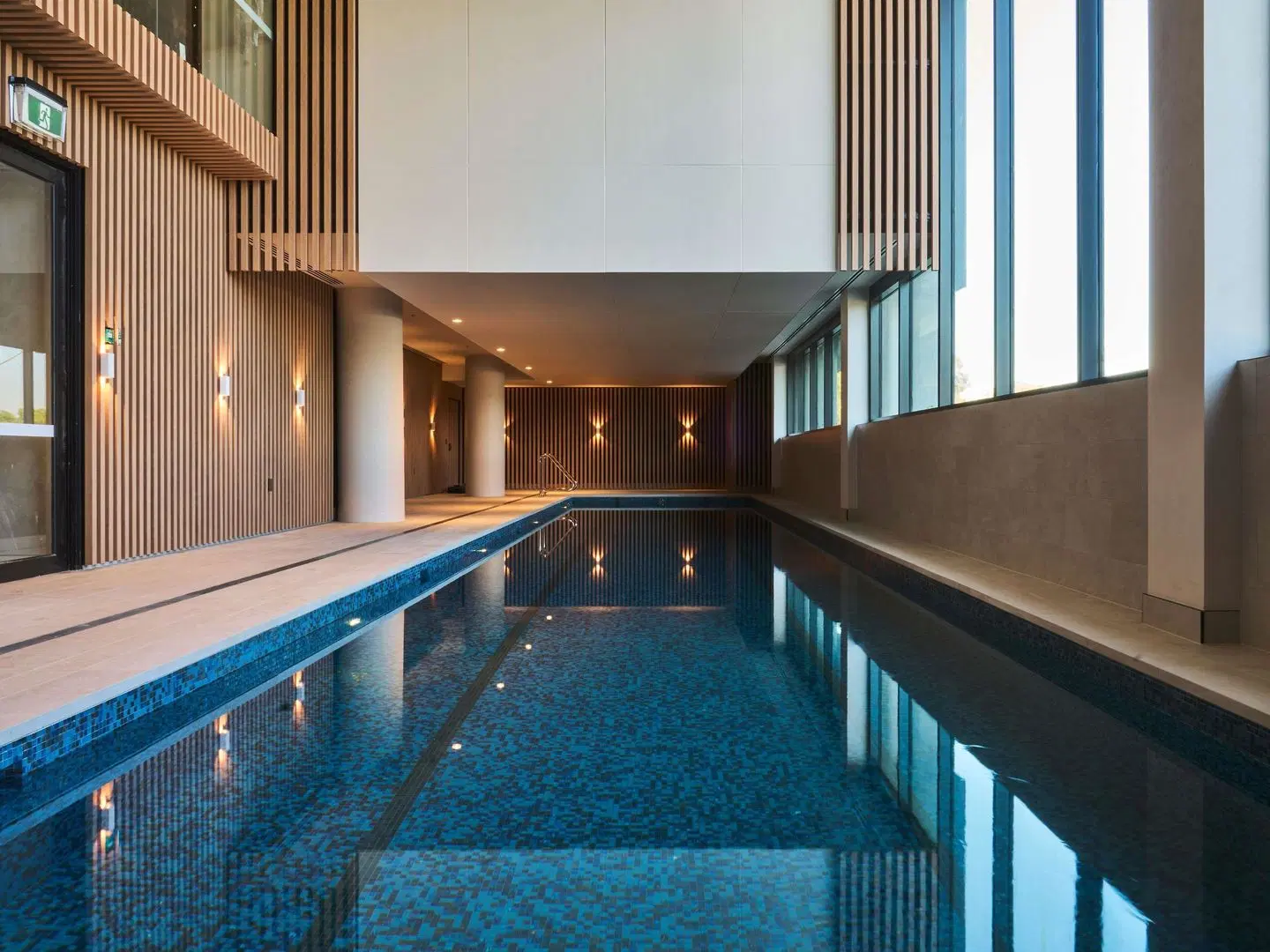 ibis Styles Melbourne Airport Hallenbad
