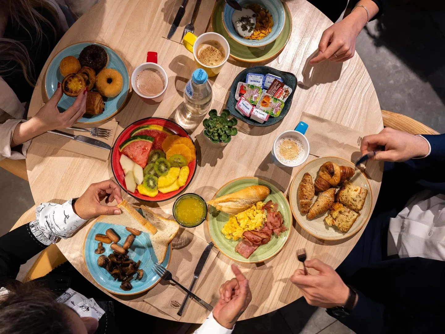 ibis Styles Lisboa Aeroporto PEOPLE