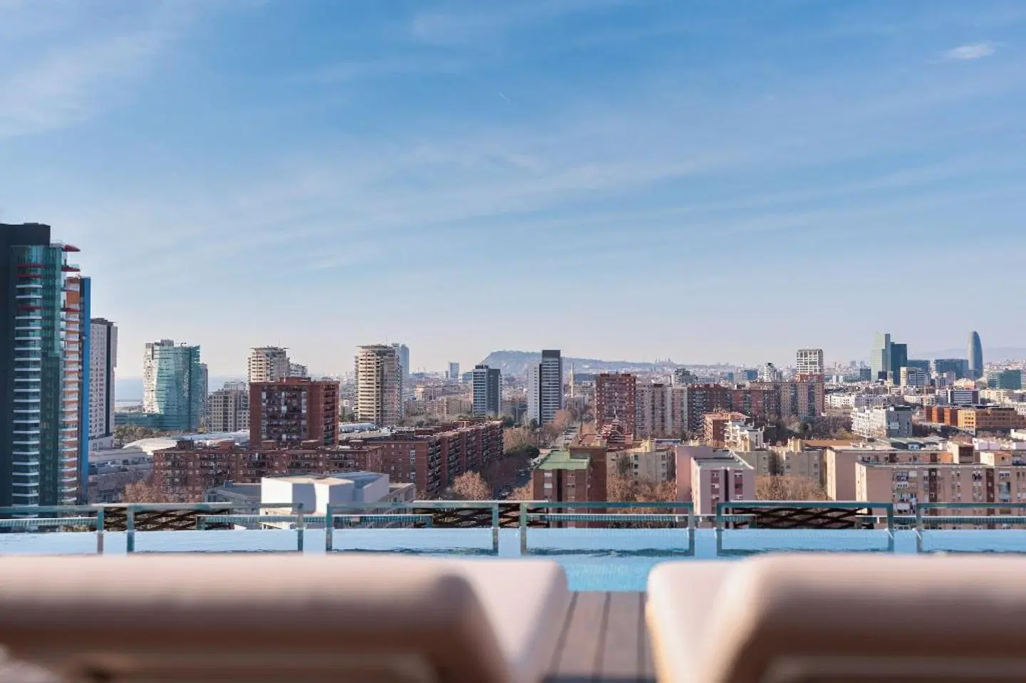 TEMBO Barcelona OUTDOOR_POOL