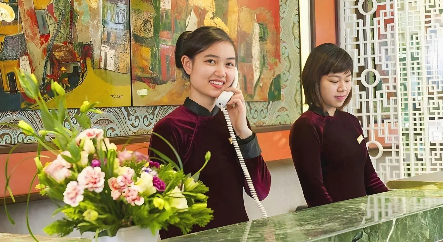 Church Boutique Hotel 49 Lan Ong PEOPLE