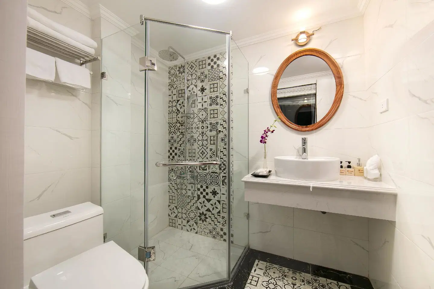 Hanoi Chic Hotel Badezimmer