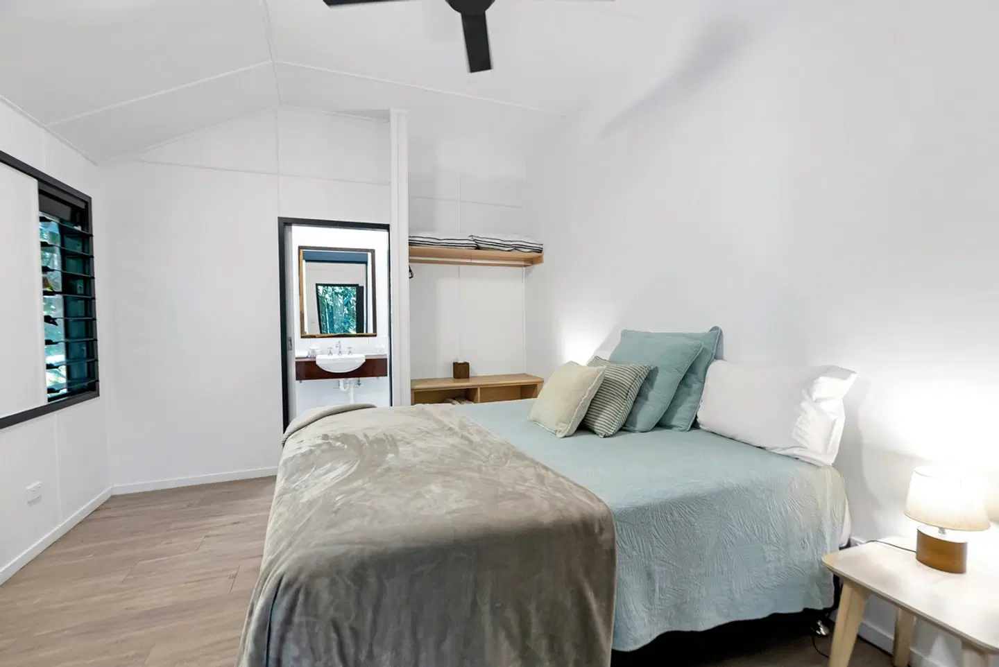 Cape Trib Beach House ROOM_EXAMPLE