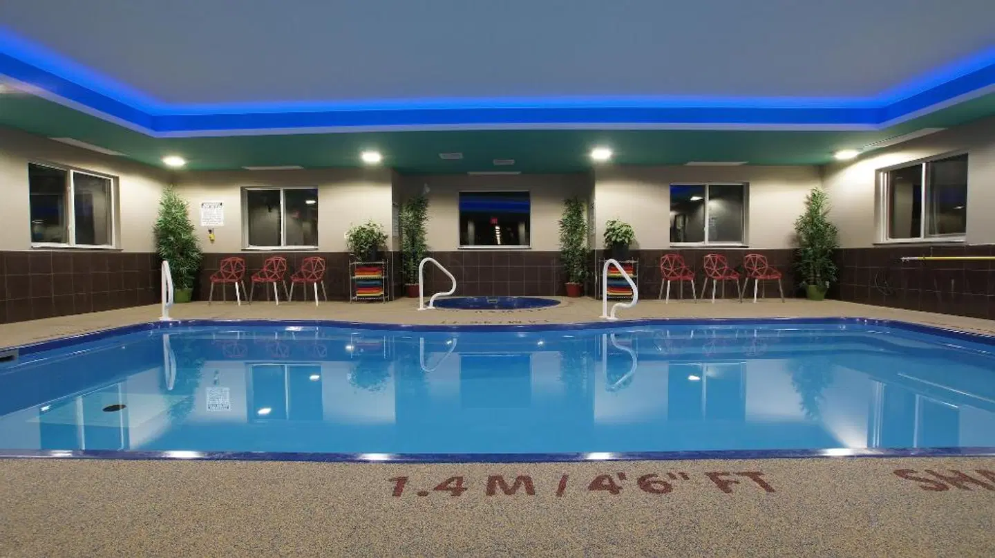 Dreamz Inn OUTDOOR_POOL