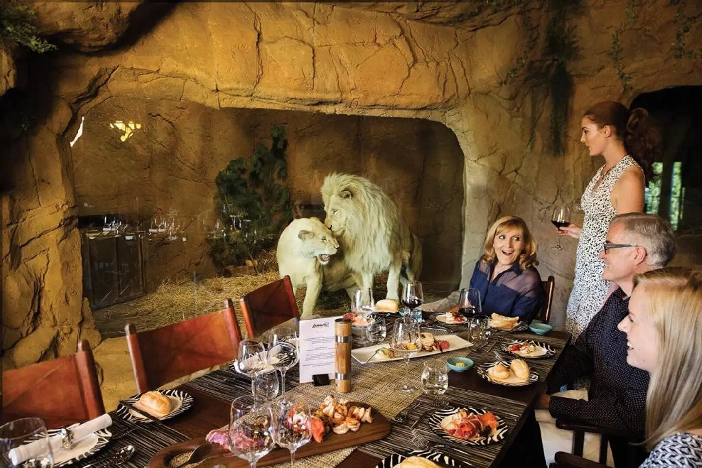 Jamala Wildlife Lodge Restaurant